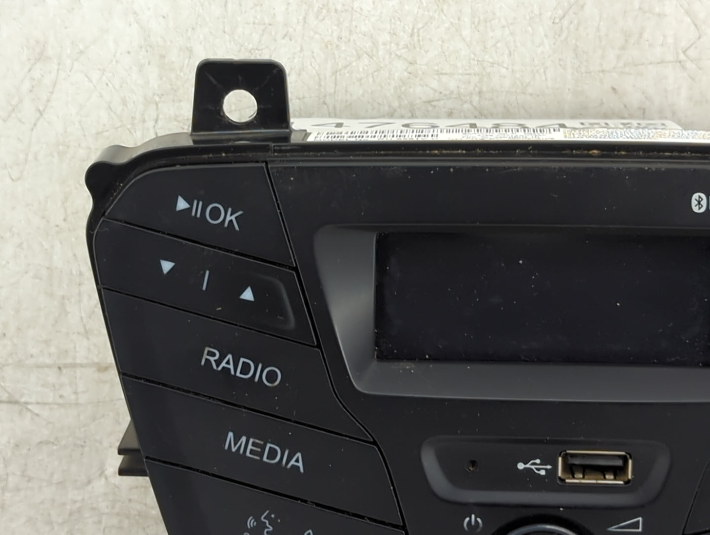 2018 Ford Transit 150 Radio AM FM Cd Player Receiver Replacement P/N:JK4T-18D815-AE 276-1901-08 Fits Fits 2019 OEM Used Auto