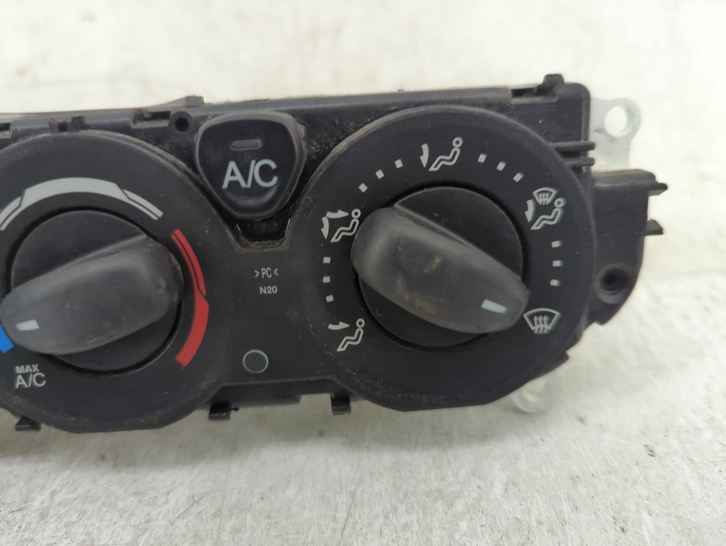 2018 Ford Transit 250 Climate Control Module Temperature AC/Heater Replacement Fits Fits 2015 2016 2017 2019 OEM Used Auto P