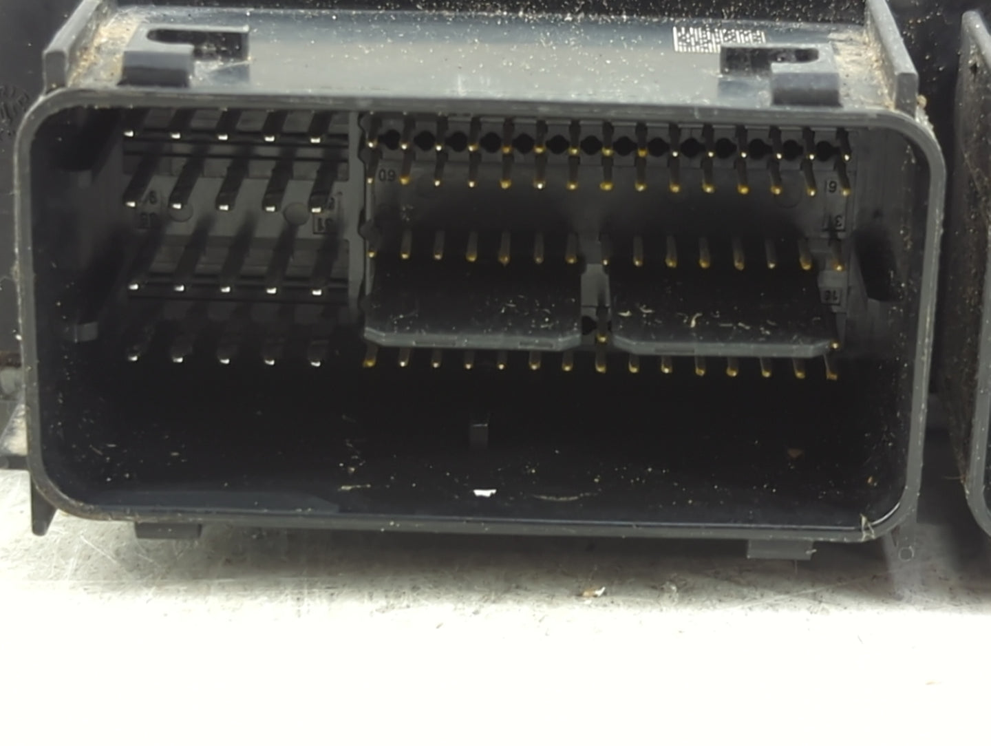 2018 Ford Transit 250 PCM Engine Control Computer ECU ECM PCU OEM P/N:FU5T-14F262-AA GK4A-12A650-GA Fits Fits 2015 2016 2017