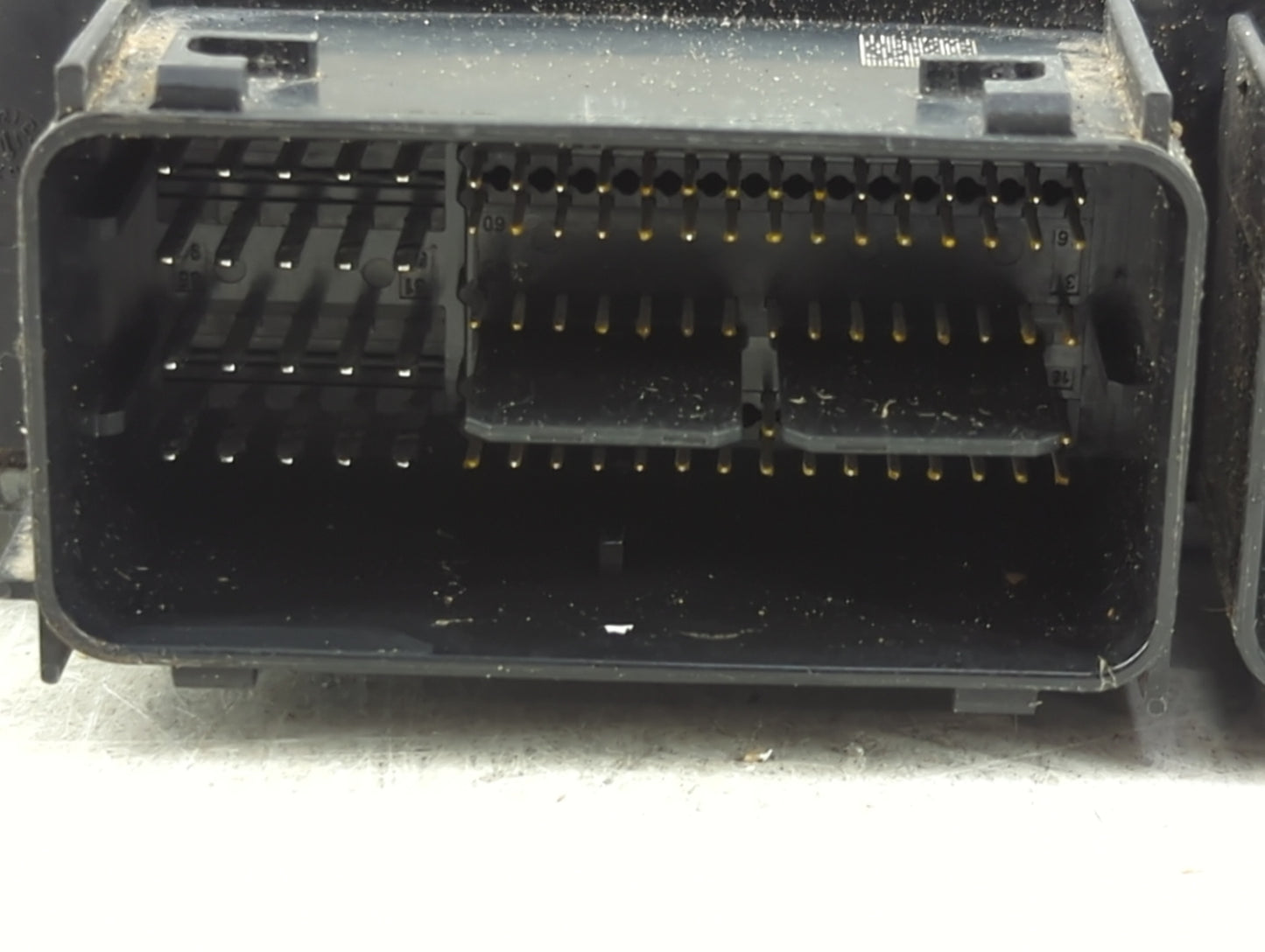 2018 Ford Transit 250 PCM Engine Control Computer ECU ECM PCU OEM P/N:FU5T-14F262-AA GK4A-12A650-GA Fits Fits 2015 2016 2017