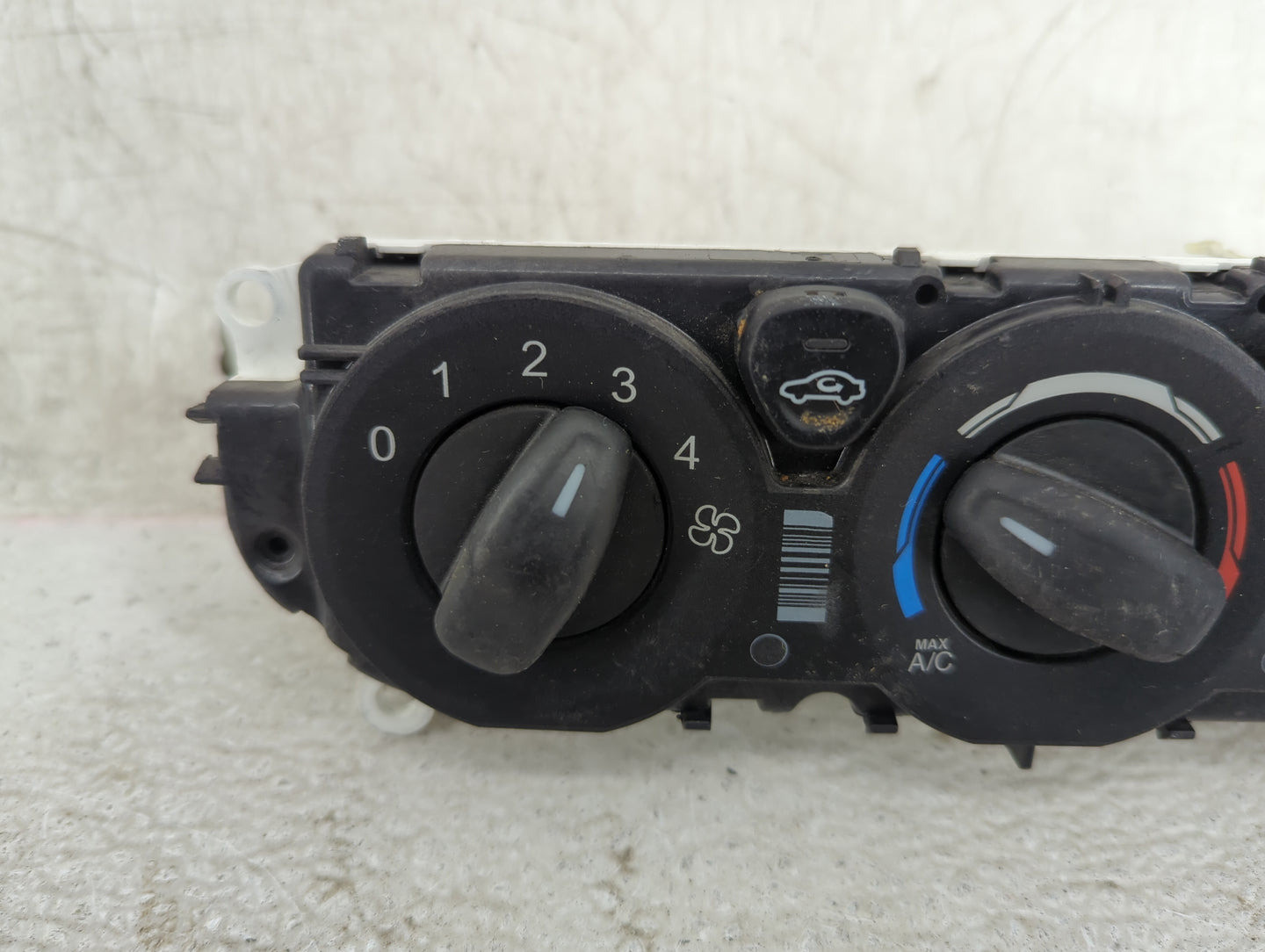 2018 Ford Transit 250 Climate Control Module Temperature AC/Heater Replacement P/N:CK4T-19980-AE Fits Fits 2015 2016 2017 20
