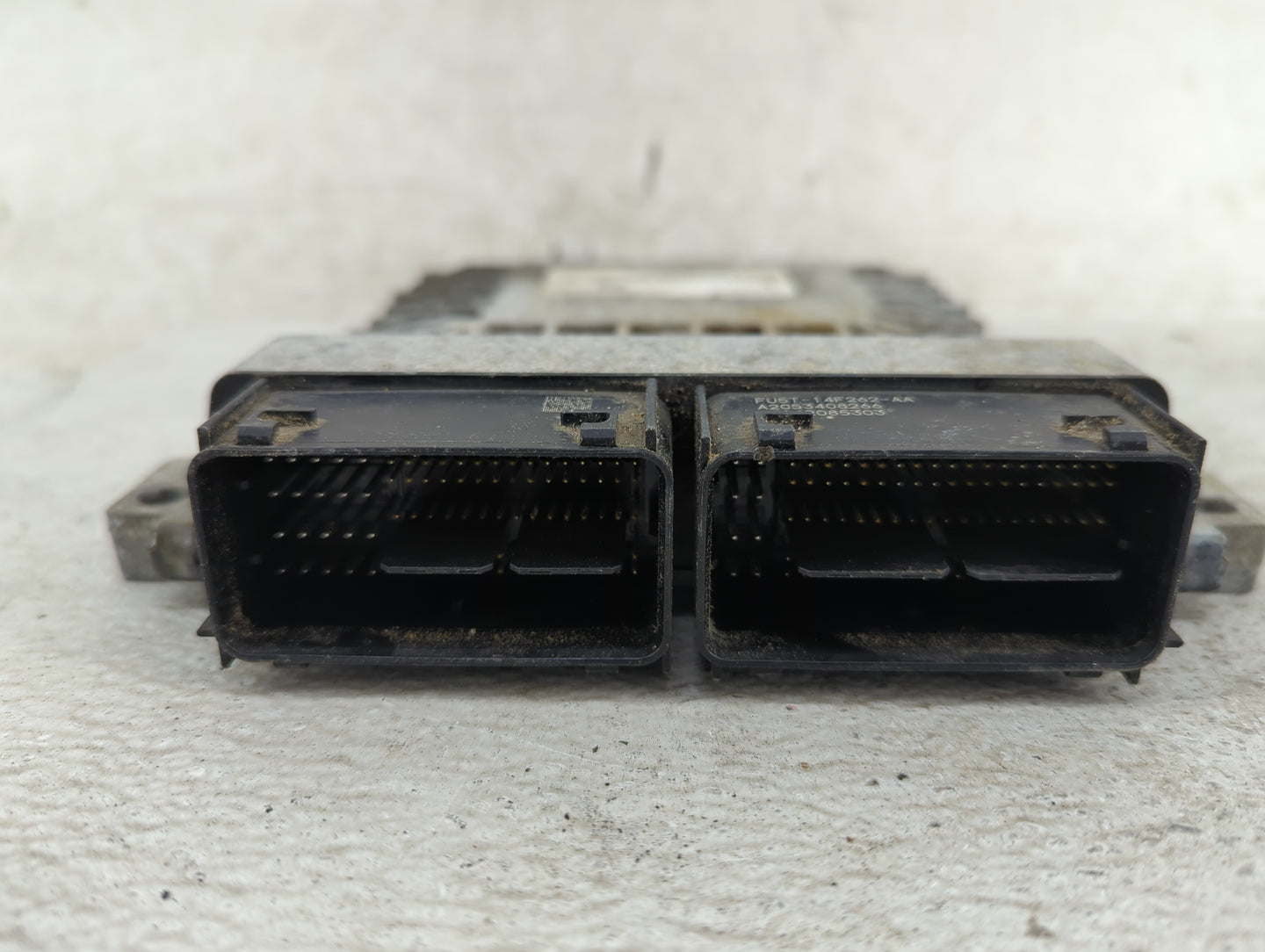 2018 Ford Transit 250 PCM Engine Control Computer ECU ECM PCU OEM P/N:GK4A-12A650-GA FL3A-12B684-BEB Fits Fits 2015 2016 201