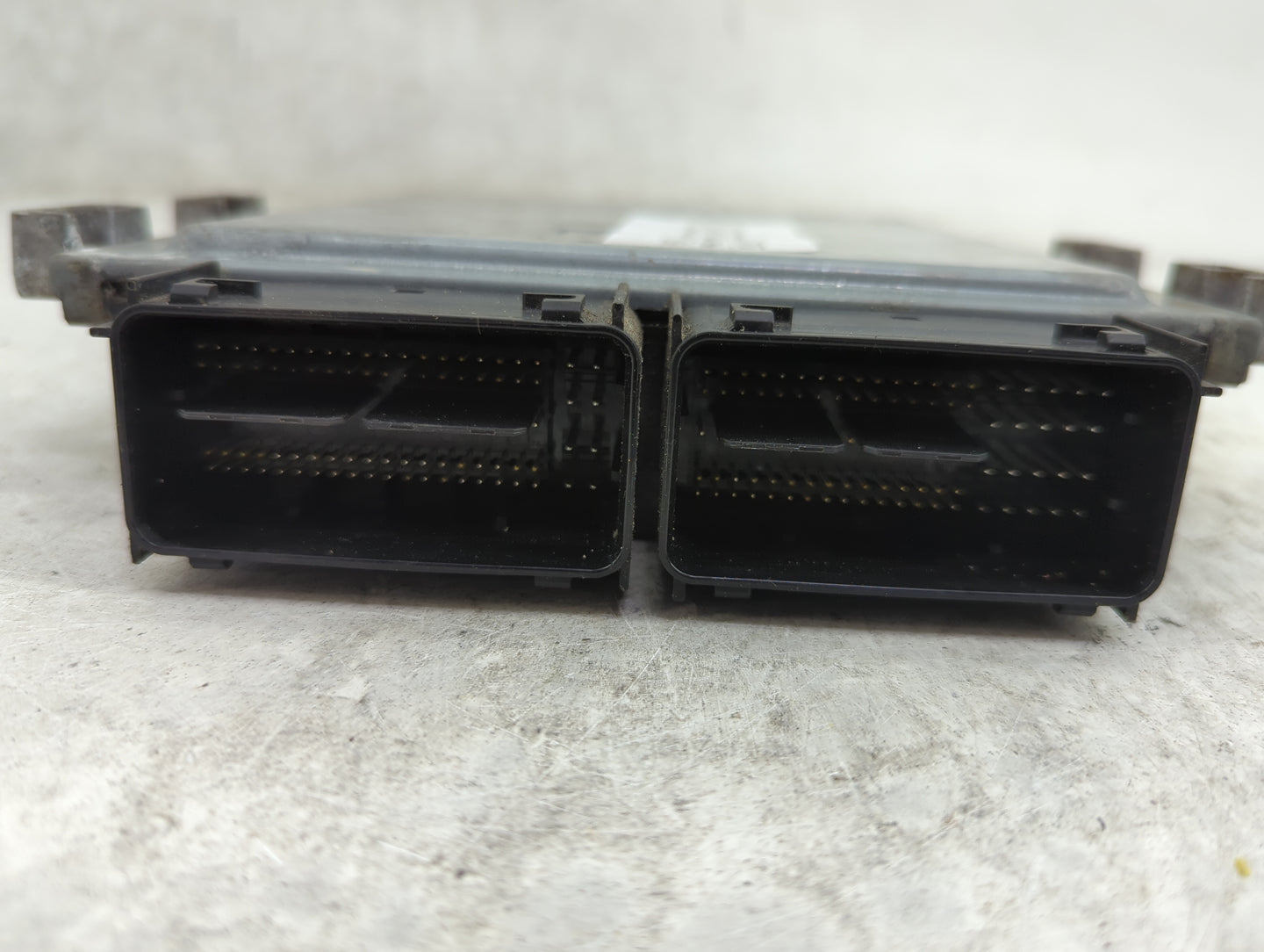 2018 Ford Transit 250 PCM Engine Control Computer ECU ECM PCU OEM P/N:GK4A-12A650-GA FL3A-12B684-BEB Fits Fits 2015 2016 201