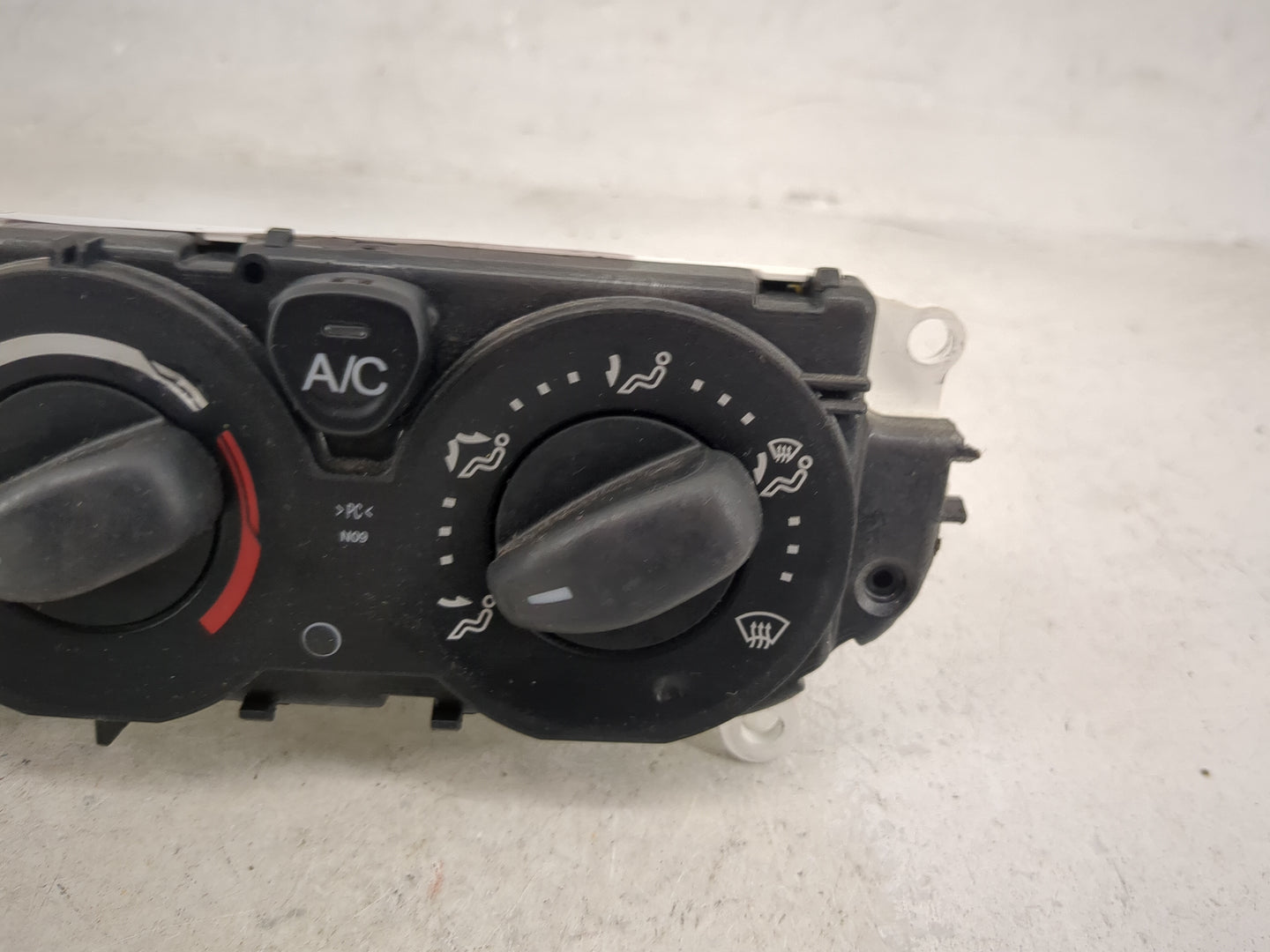2018 Ford Transit 250 Climate Control Module Temperature AC/Heater Replacement P/N:BM5T-18549 BM5T-19980 Fits OEM Used Auto 