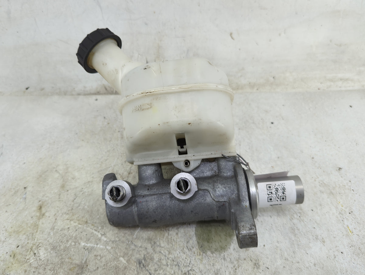 Ford Transit 250 Brake Master Cylinder - Oemusedautoparts1.com