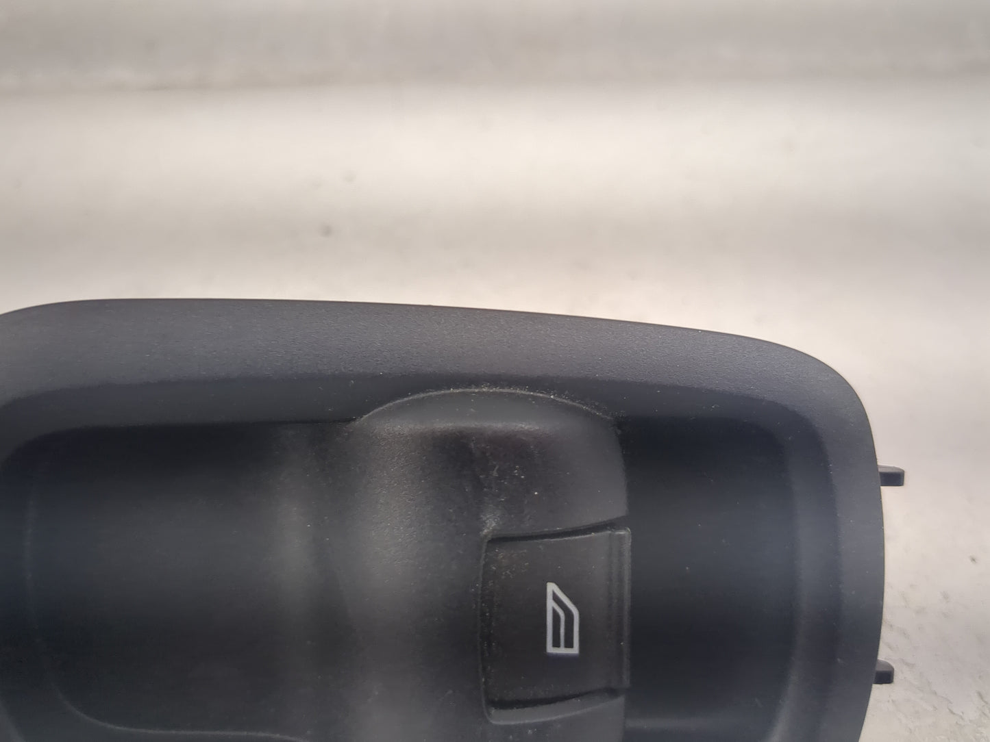 2018 Ford Transit Connect Passenger Right Power Window Switch - Oemusedautoparts1.com