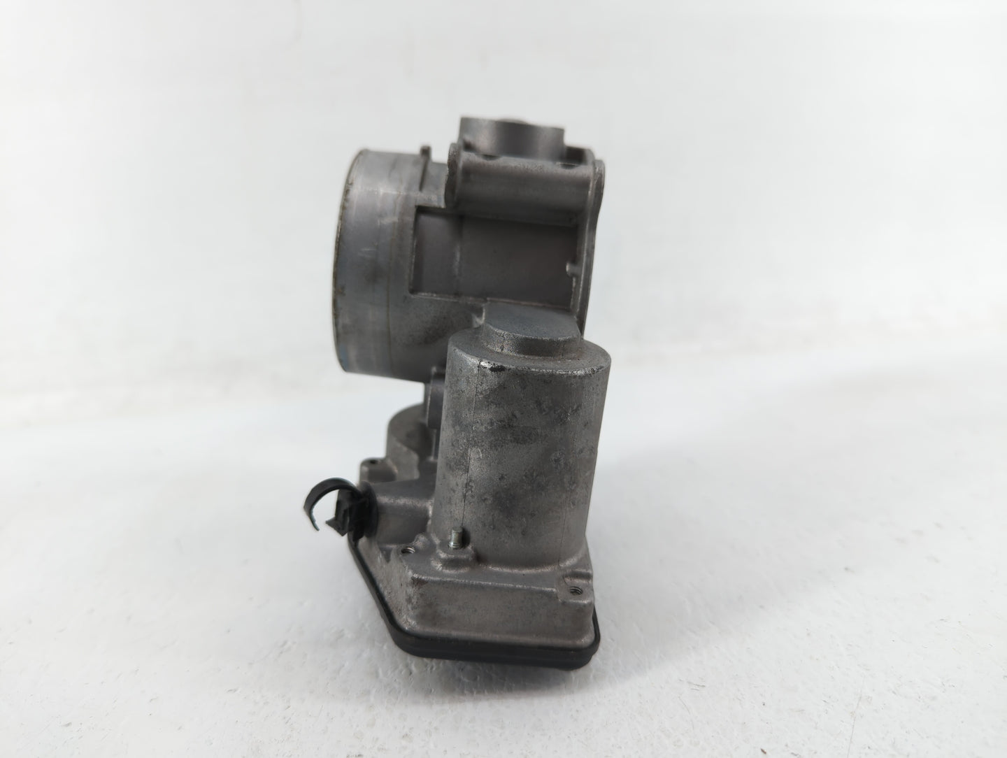 2014-2021 Ford Transit Connect Throttle Body P/N:DS7E-9F991-BB DS7E-9F991-AH Fits OEM Used Auto Parts - Oemusedautoparts1.co