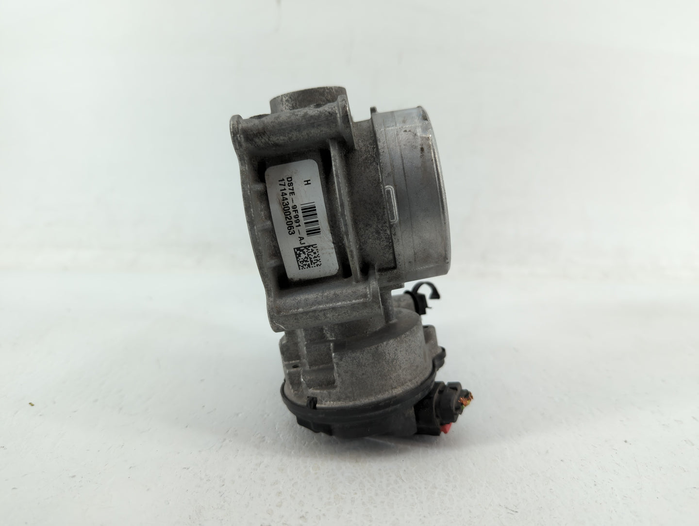 2014-2021 Ford Transit Connect Throttle Body P/N:DS7E-9F991-BB DS7E-9F991-AH Fits OEM Used Auto Parts - Oemusedautoparts1.co
