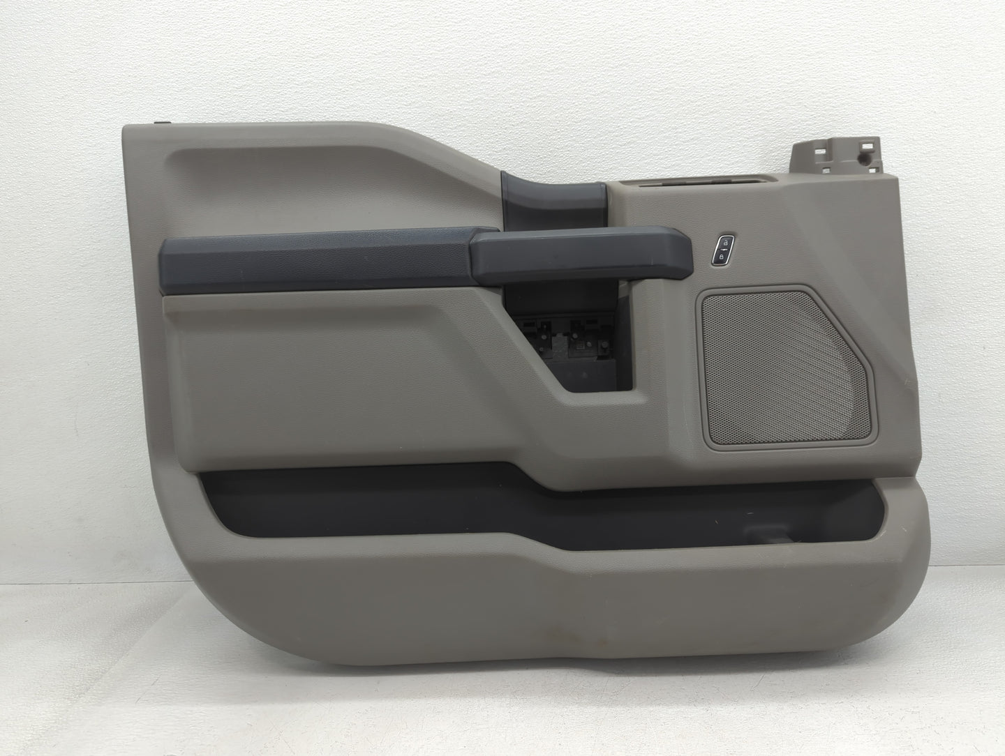 2018 Ford Trucks Ftf150 Rear Left Driver Interior Door Panel Trim - Oemusedautoparts1.com