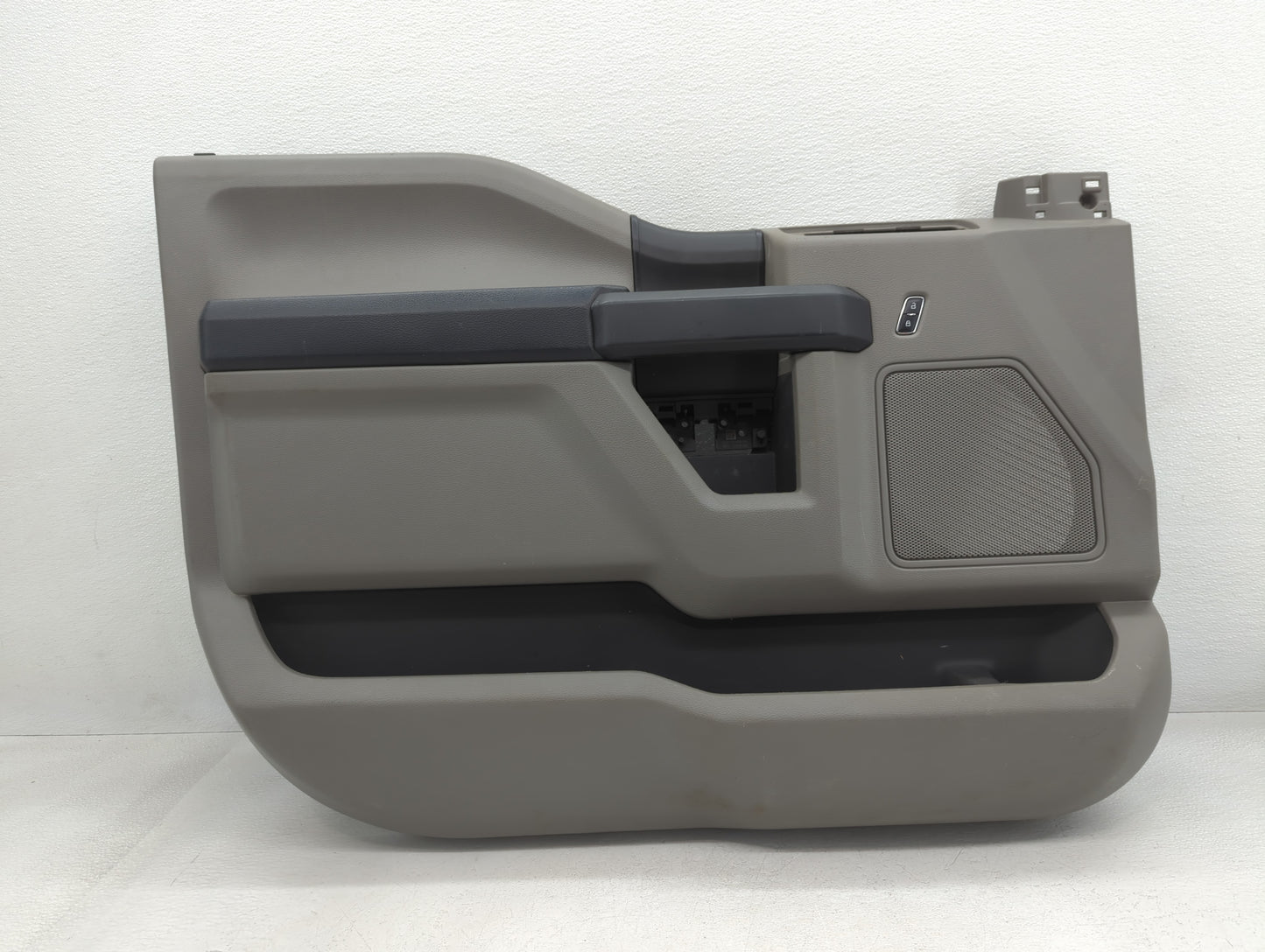 2018 Ford Trucks Ftf150 Rear Left Driver Interior Door Panel Trim - Oemusedautoparts1.com