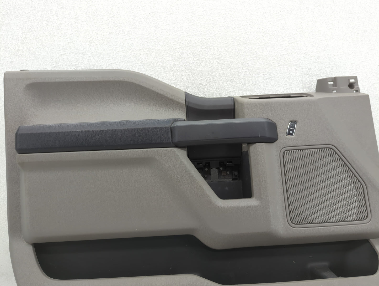 2018 Ford Trucks Ftf150 Rear Left Driver Interior Door Panel Trim - Oemusedautoparts1.com