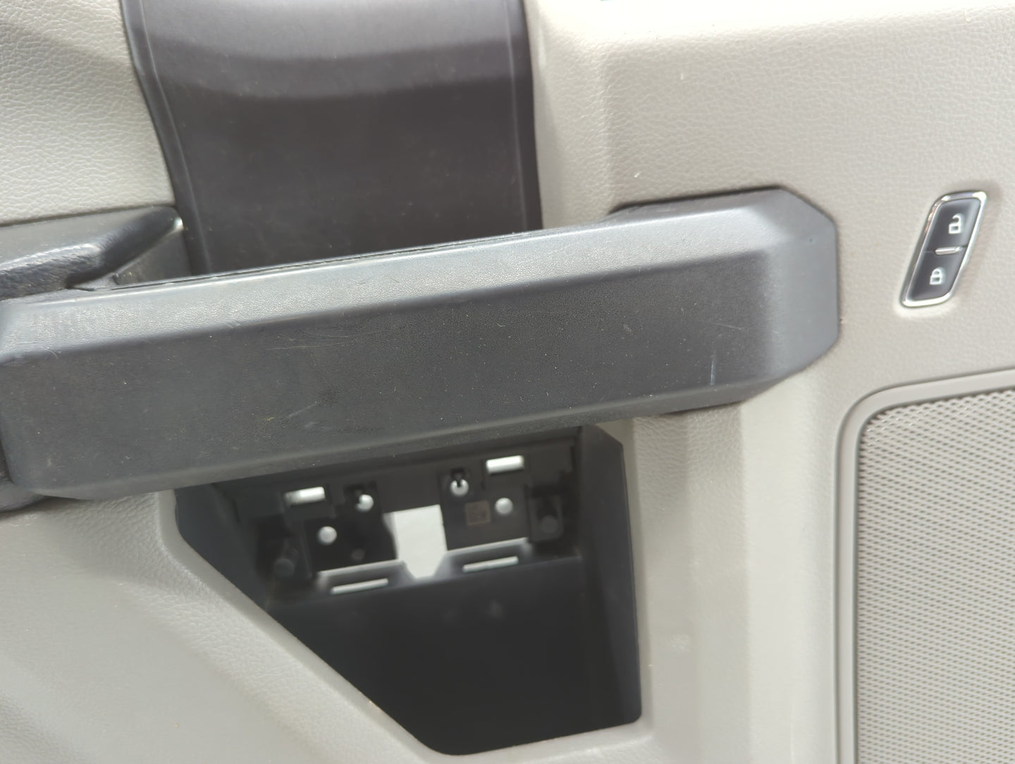 2018 Ford Trucks Ftf150 Rear Left Driver Interior Door Panel Trim - Oemusedautoparts1.com