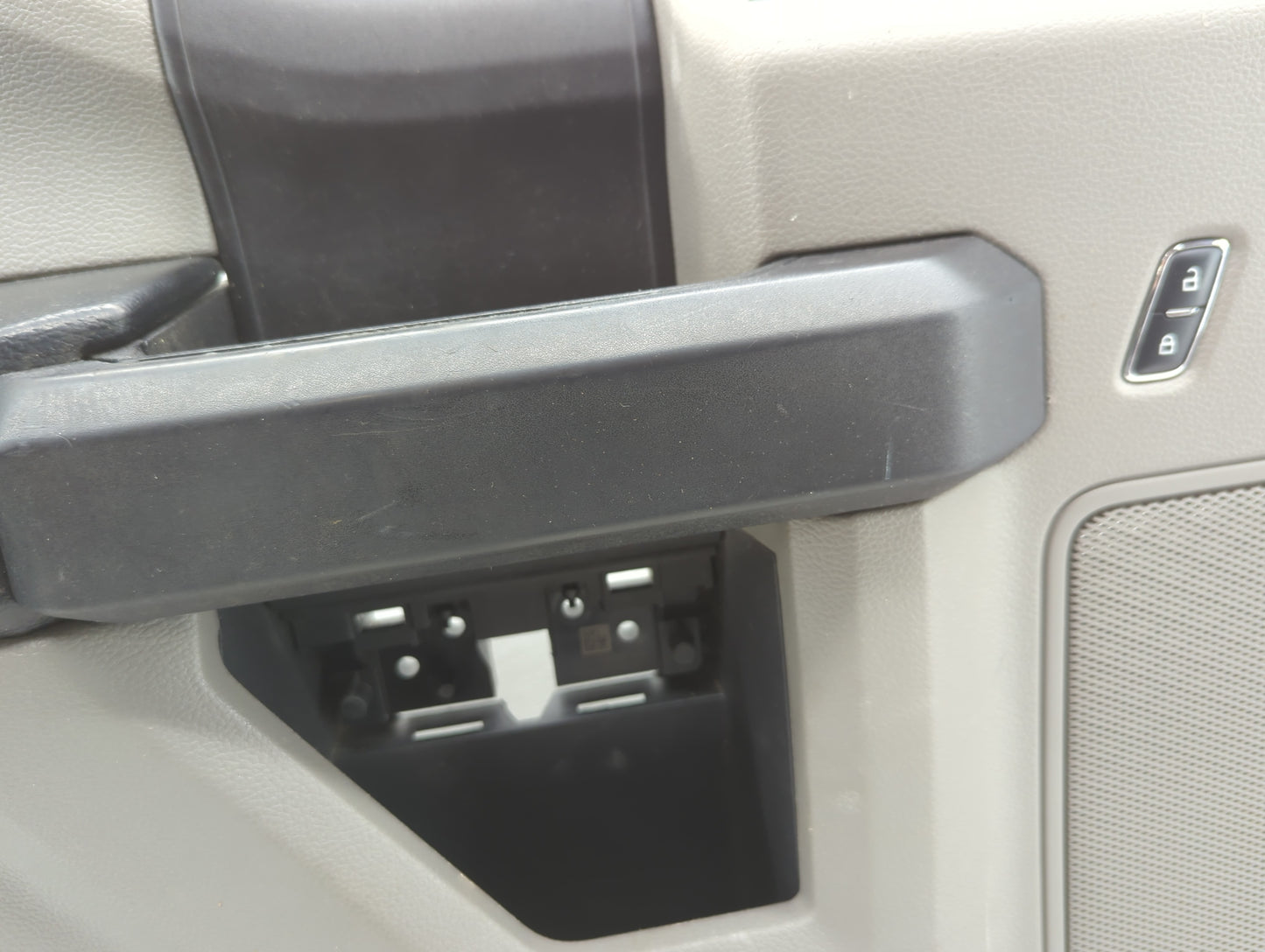 2018 Ford Trucks Ftf150 Rear Left Driver Interior Door Panel Trim - Oemusedautoparts1.com