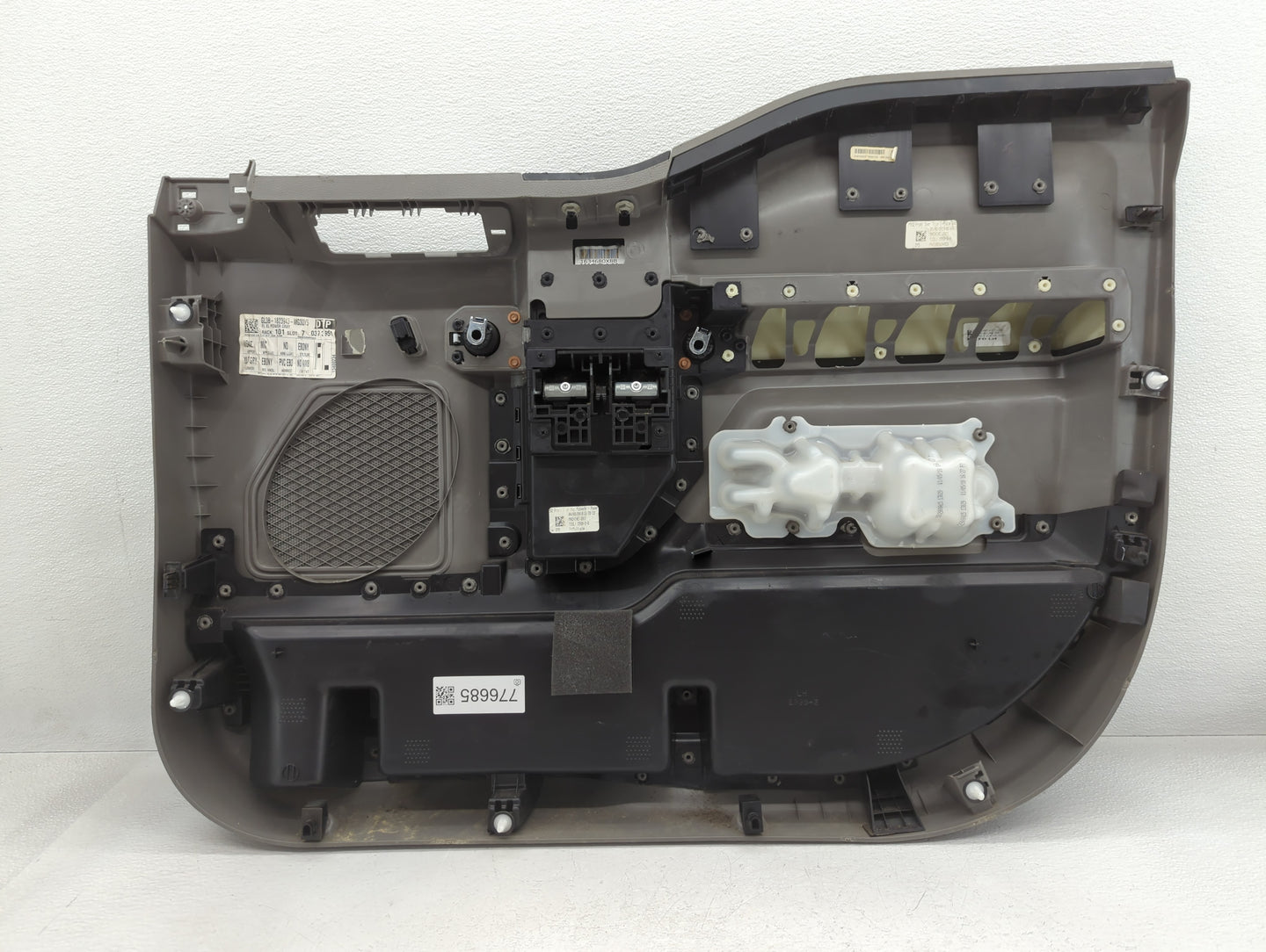 2018 Ford Trucks Ftf150 Rear Left Driver Interior Door Panel Trim - Oemusedautoparts1.com