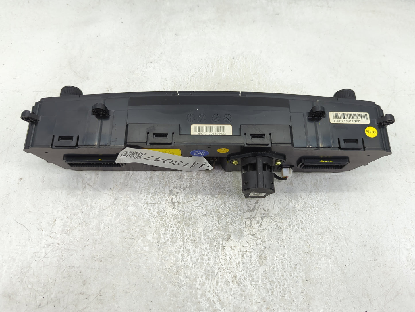 2018-2020 Genesis G80 Climate Control Module Temperature AC/Heater Replacement P/N:97250-B1121 Fits Fits 2018 2019 2020 OEM 