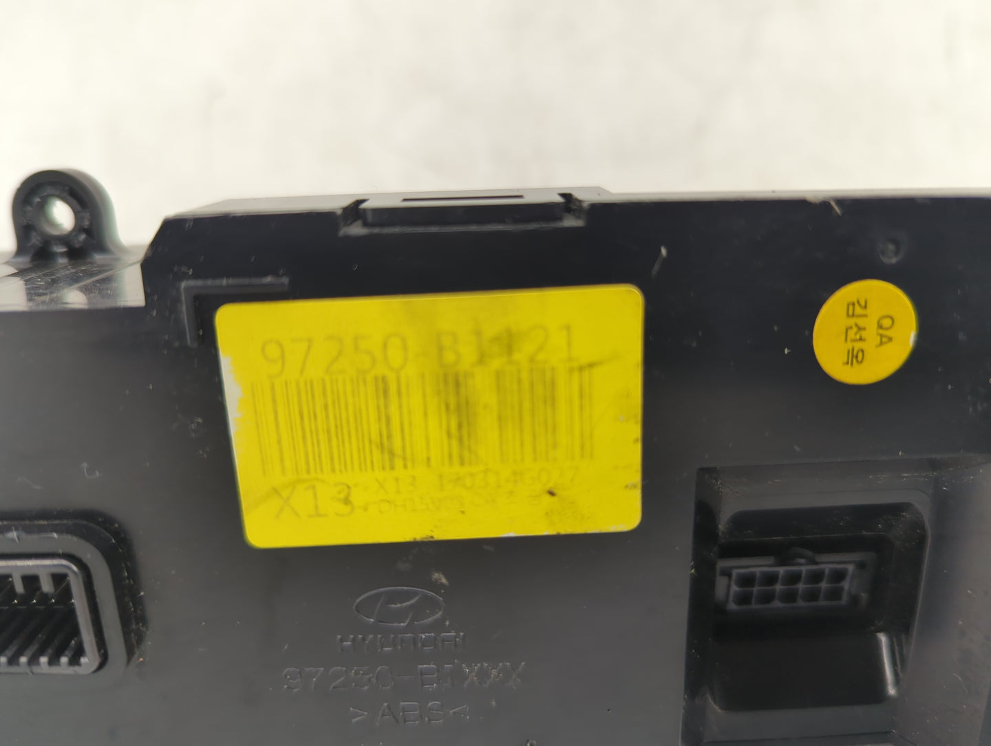 2018-2020 Genesis G80 Climate Control Module Temperature AC/Heater Replacement P/N:97250-B1121 Fits Fits 2018 2019 2020 OEM 