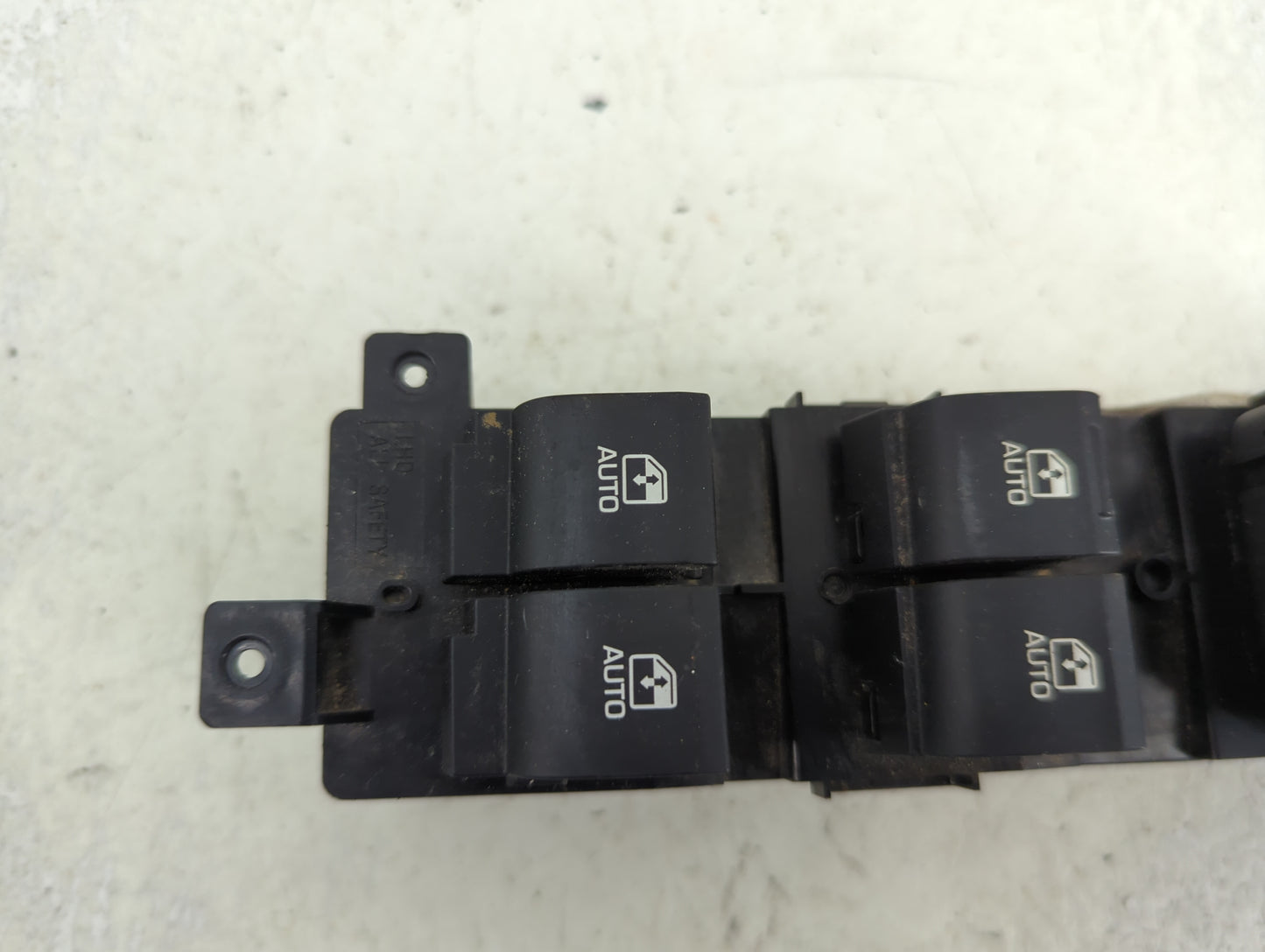 2017-2020 Genesis G80 Master Power Window Switch Replacement Driver Side Left P/N:93570-B1062 Fits OEM Used Auto Parts - Oem