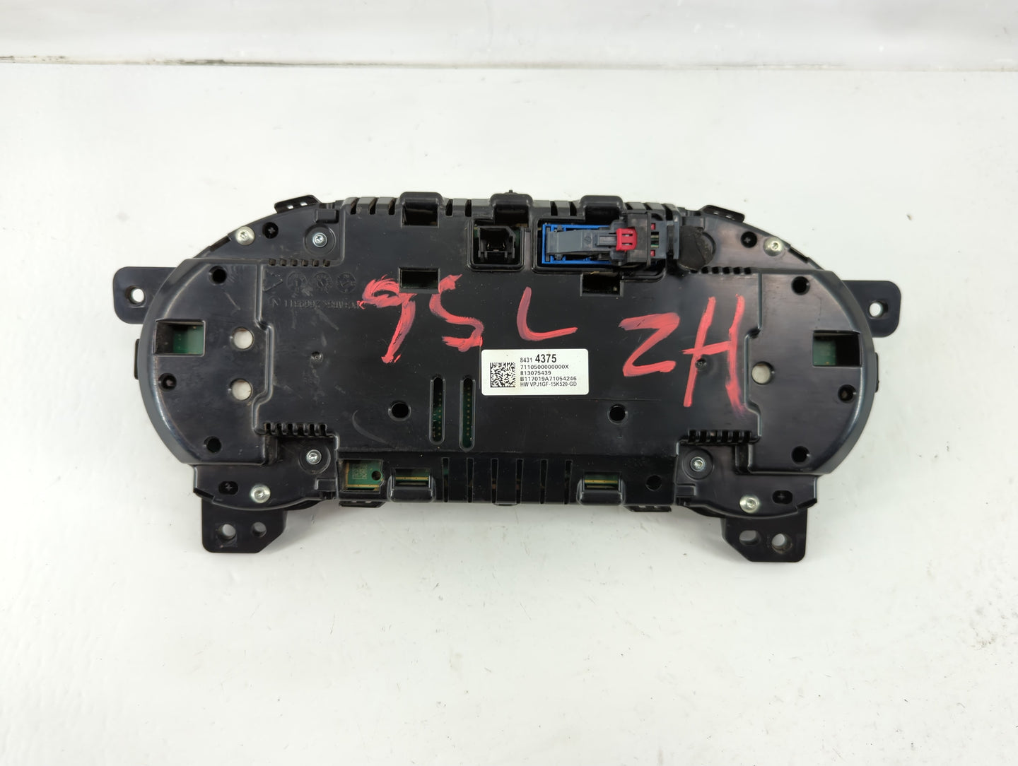 2018 Gmc Acadia Instrument Cluster Speedometer Gauges P/N:84314375 Fits OEM Used Auto Parts - Oemusedautoparts1.com