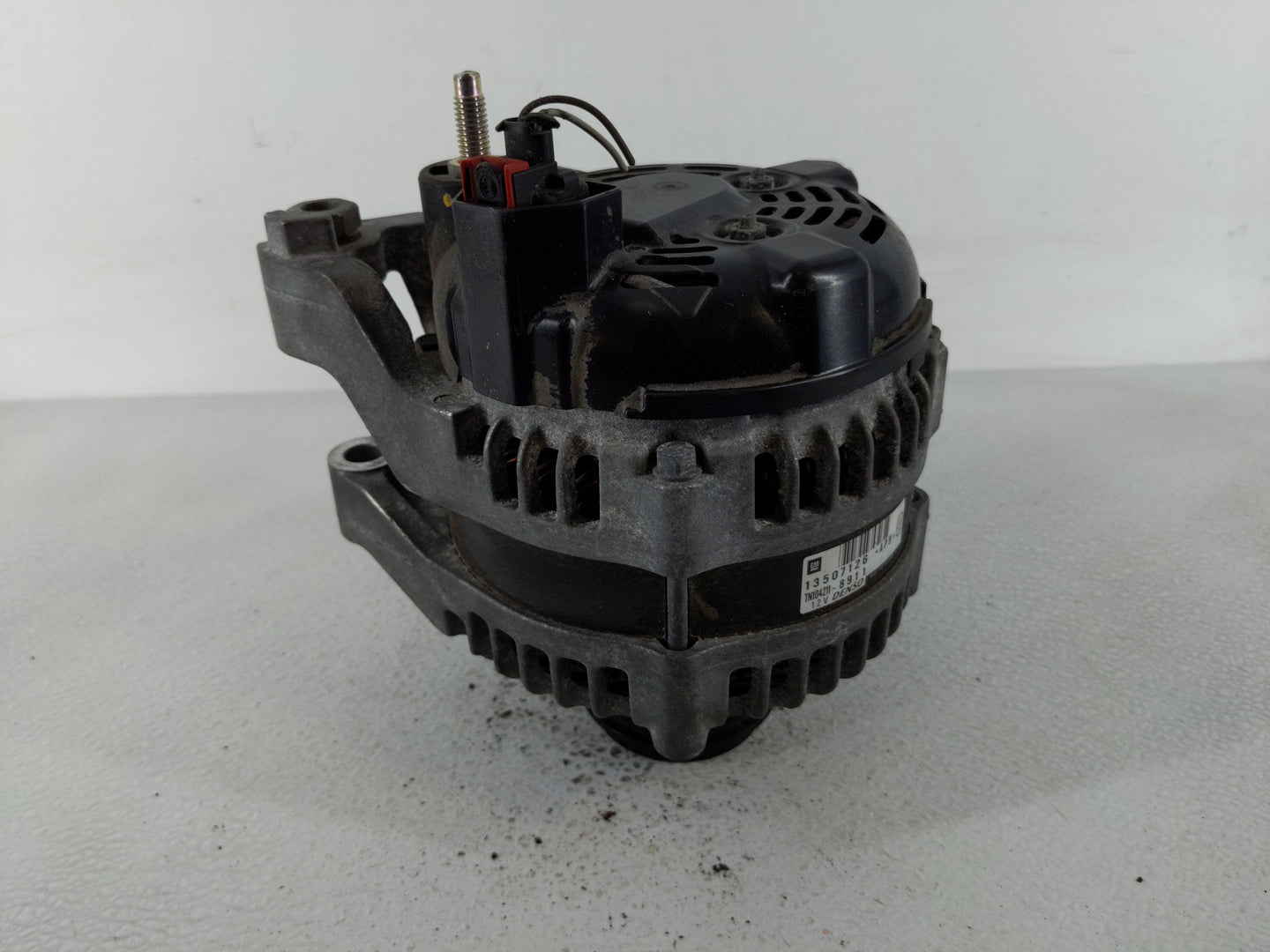 2017-2022 Gmc Acadia Alternator Replacement Generator Charging Assembly Engine OEM P/N:13507126 Fits OEM Used Auto Parts - O