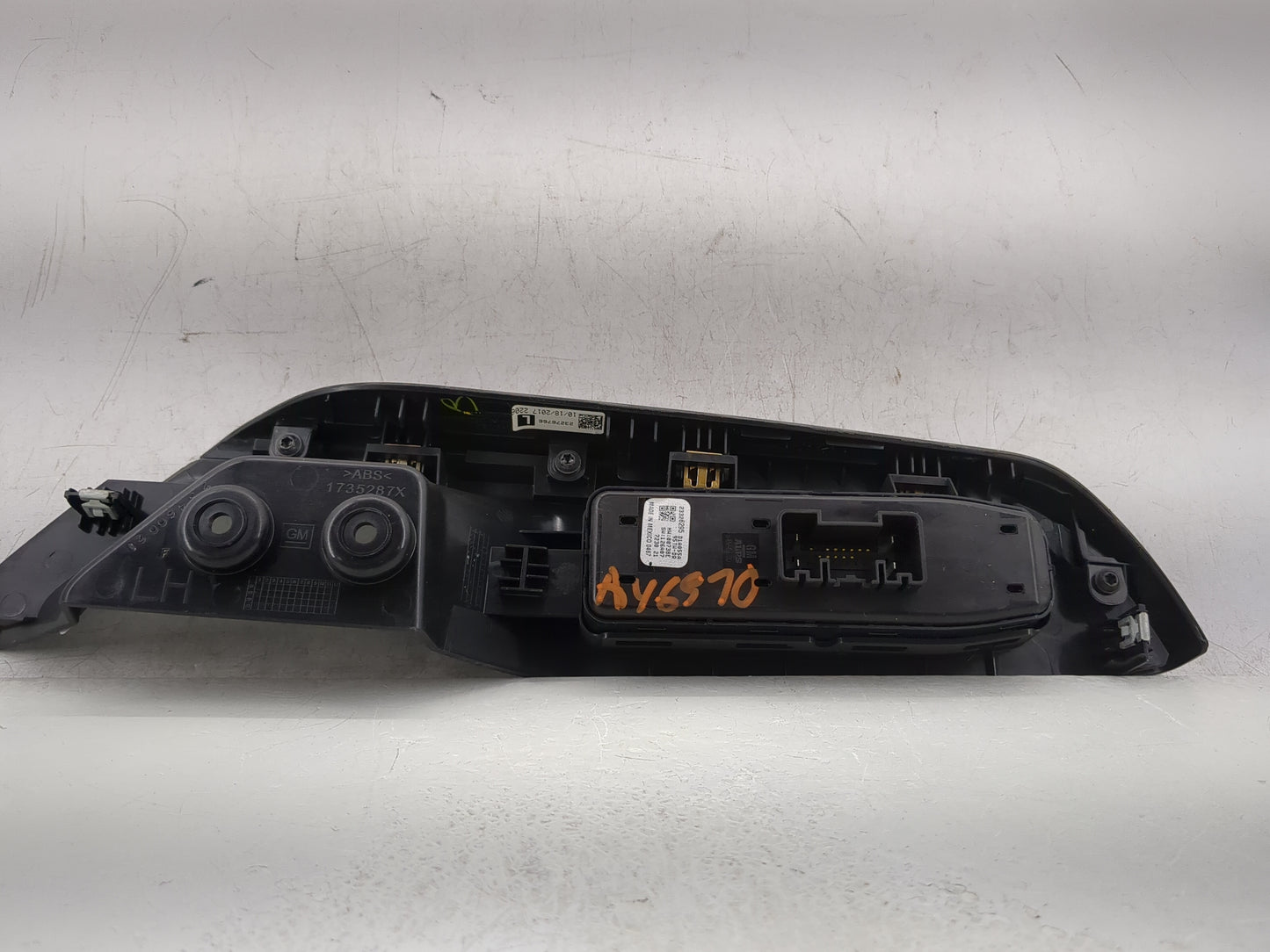 2017-2019 Gmc Acadia Master Power Window Switch Replacement Driver Side Left P/N:23326295 Fits Fits 2017 2018 2019 2020 OEM 