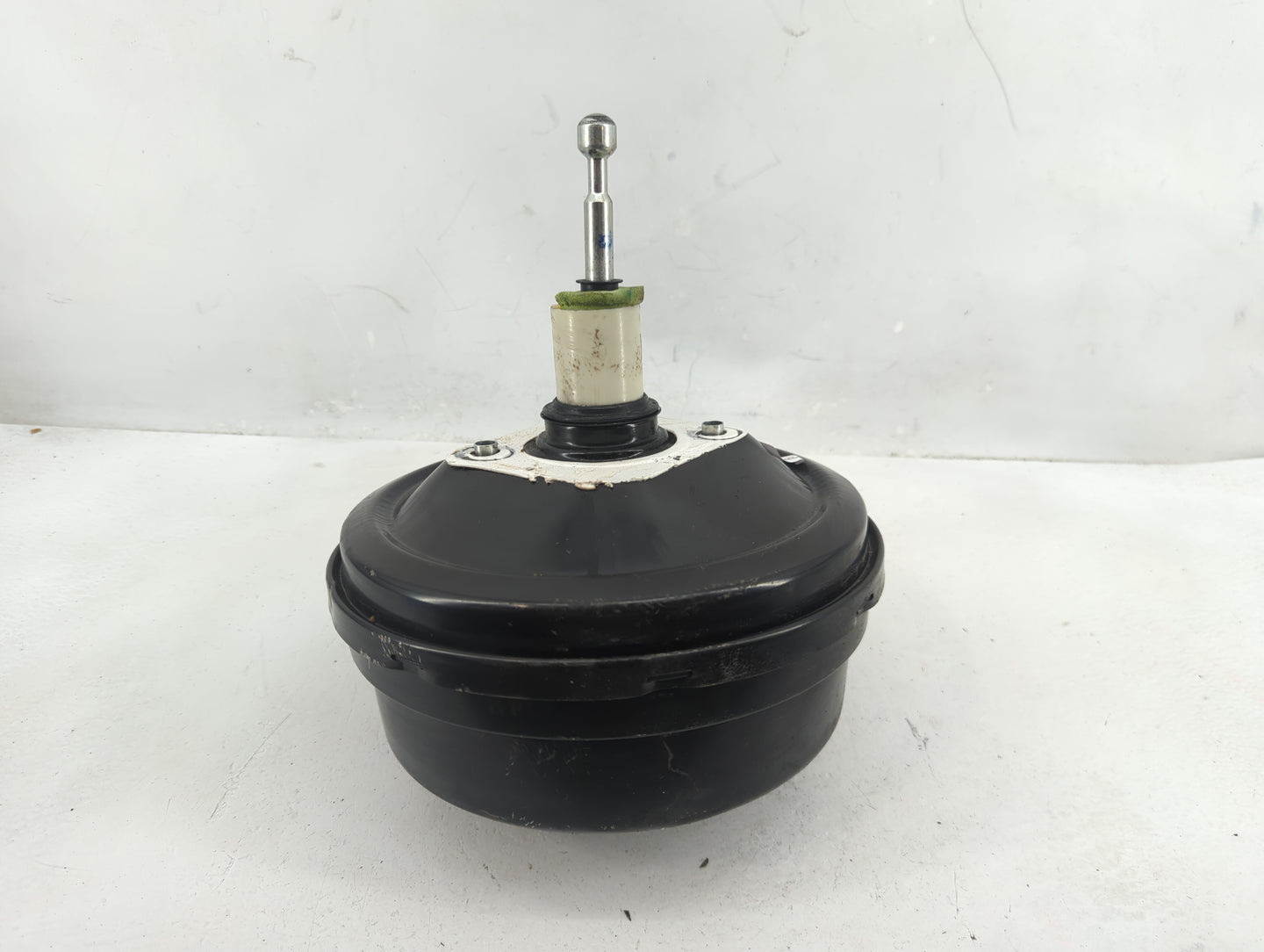 2017-2022 Gmc Acadia Power Brake Booster Oem 1375113 - Oemusedautoparts1.com