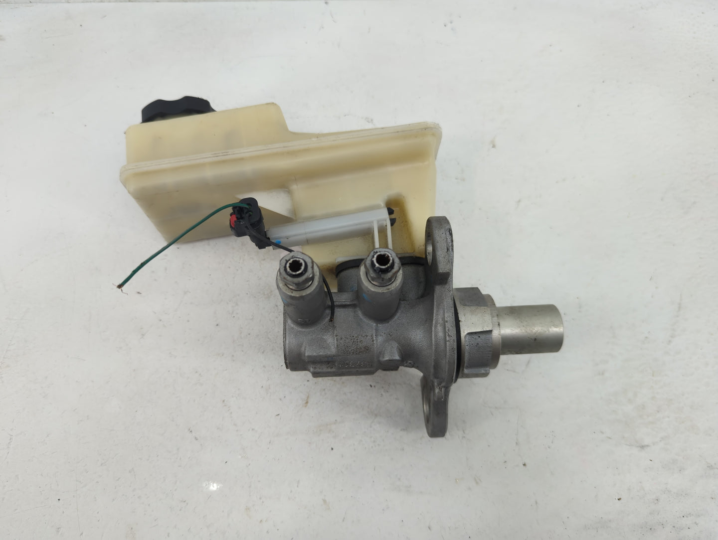 Gmc Acadia Brake Master Cylinder - Oemusedautoparts1.com