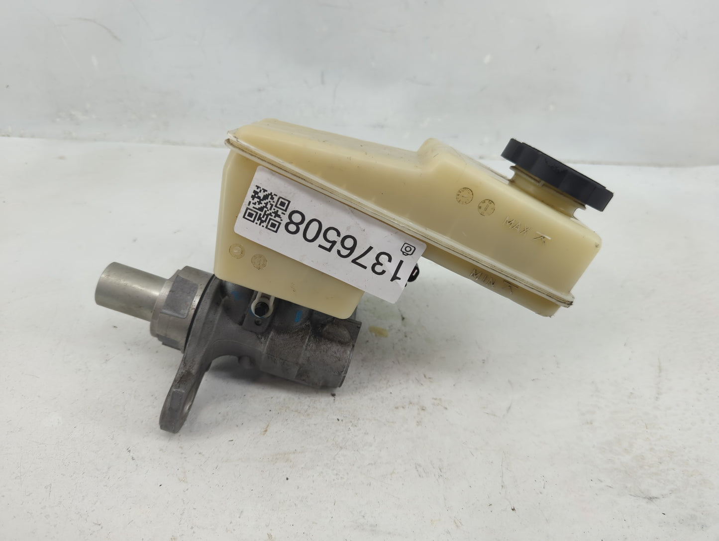 Gmc Acadia Brake Master Cylinder - Oemusedautoparts1.com