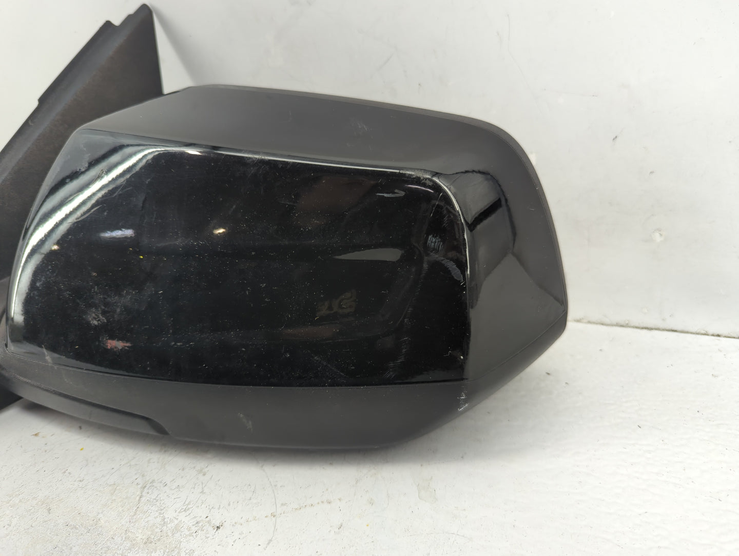 2017-2019 Gmc Acadia Driver Side View Mirror - Left Door Mirror OEM Used - Oemusedautoparts1.com