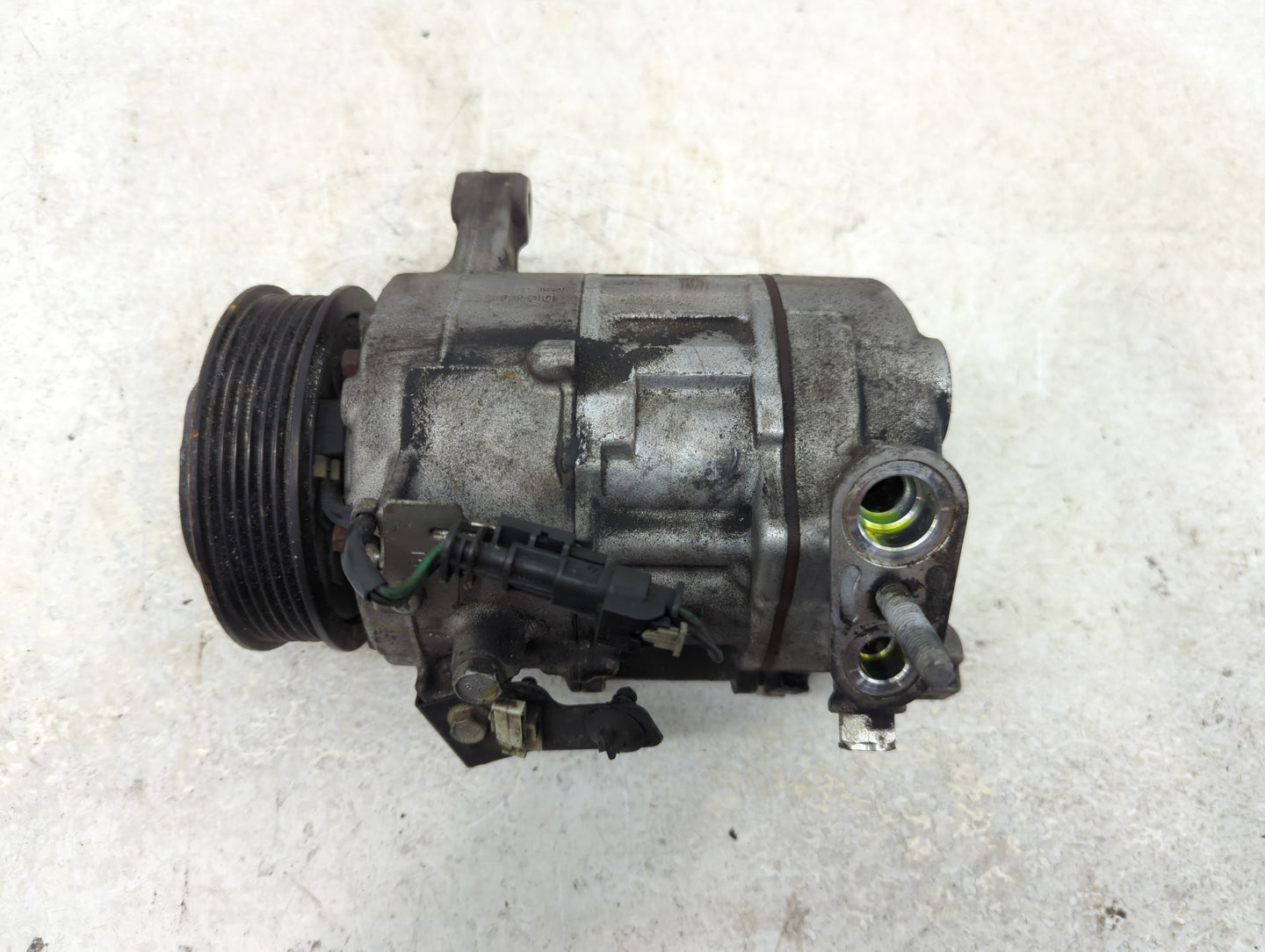 2017-2022 Gmc Acadia Air Conditioning A/c Ac Compressor Oem - Oemusedautoparts1.com