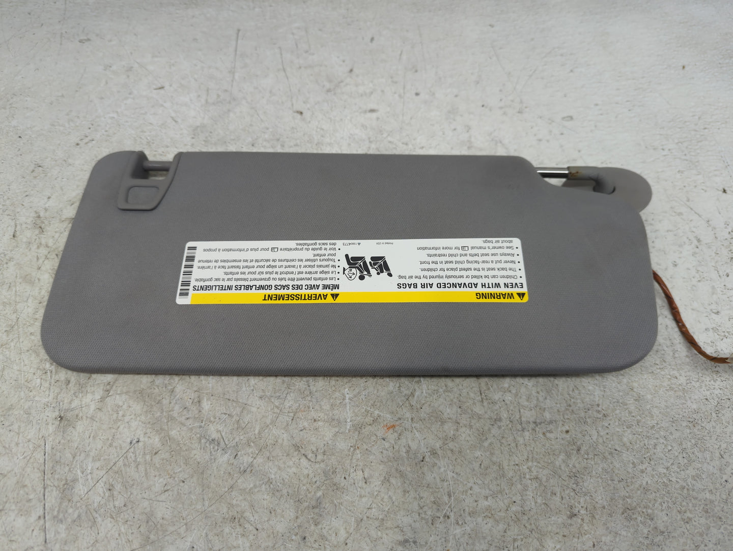 2017-2019 Gmc Acadia Sun Visor Shade Replacement Driver Left Mirror Fits Fits 2017 2018 2019 OEM Used Auto Parts - Oemusedau