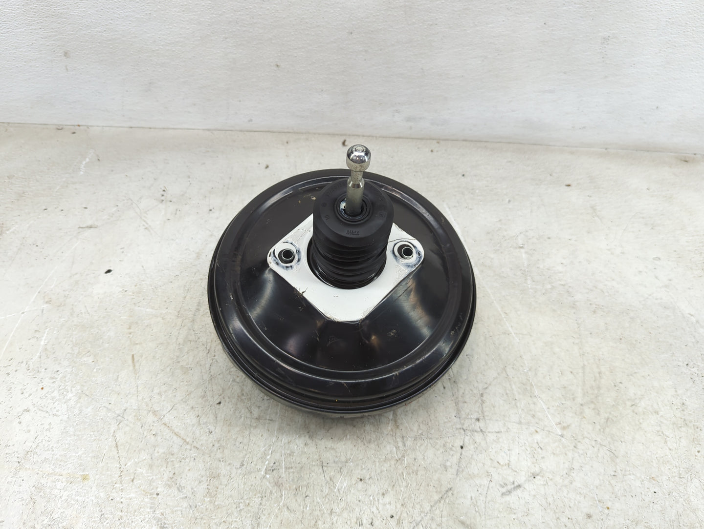 2017-2022 Gmc Acadia Power Brake Booster Oem 1450667 - Oemusedautoparts1.com
