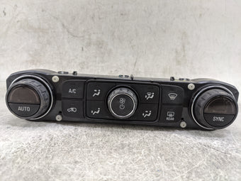 compare product 2017-2022 Gmc Acadia Climate Control Module Temperature AC/Heater Replacement P/N:737020000000000X 815372982 Fits OEM Used Auto Parts