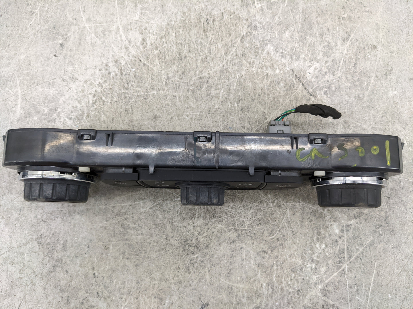 2017-2022 Gmc Acadia Climate Control Module Temperature AC/Heater Replacement P/N:737020000000000X 815372982 Fits OEM Used A