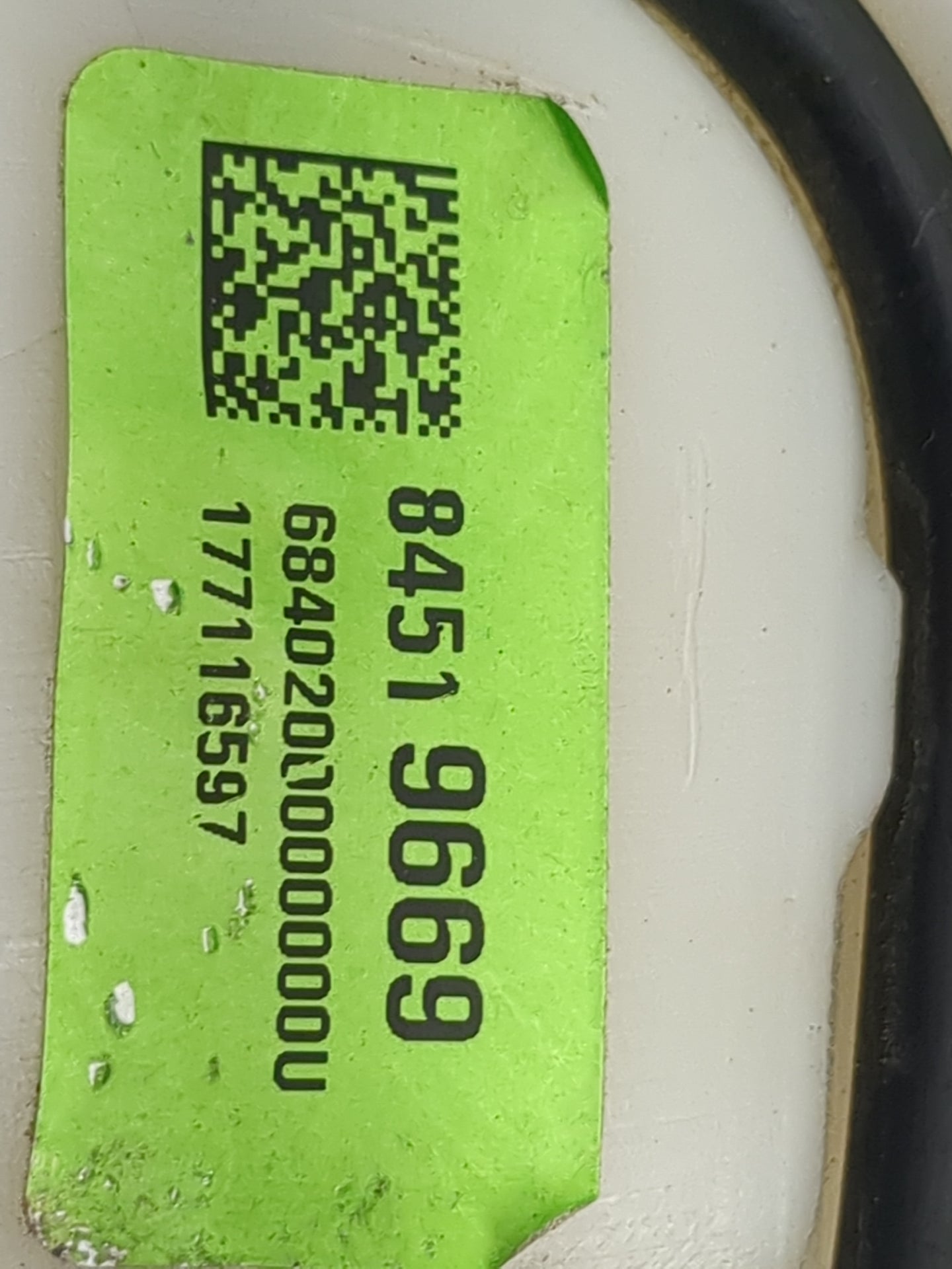 2017-2022 Gmc Acadia Windshield Washer Fluid Reservoir Bottle 1482442 - Oemusedautoparts1.com