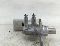 2020-2022 Gmc Acadia Brake Master Cylinder 1490501 - Oemusedautoparts1.com