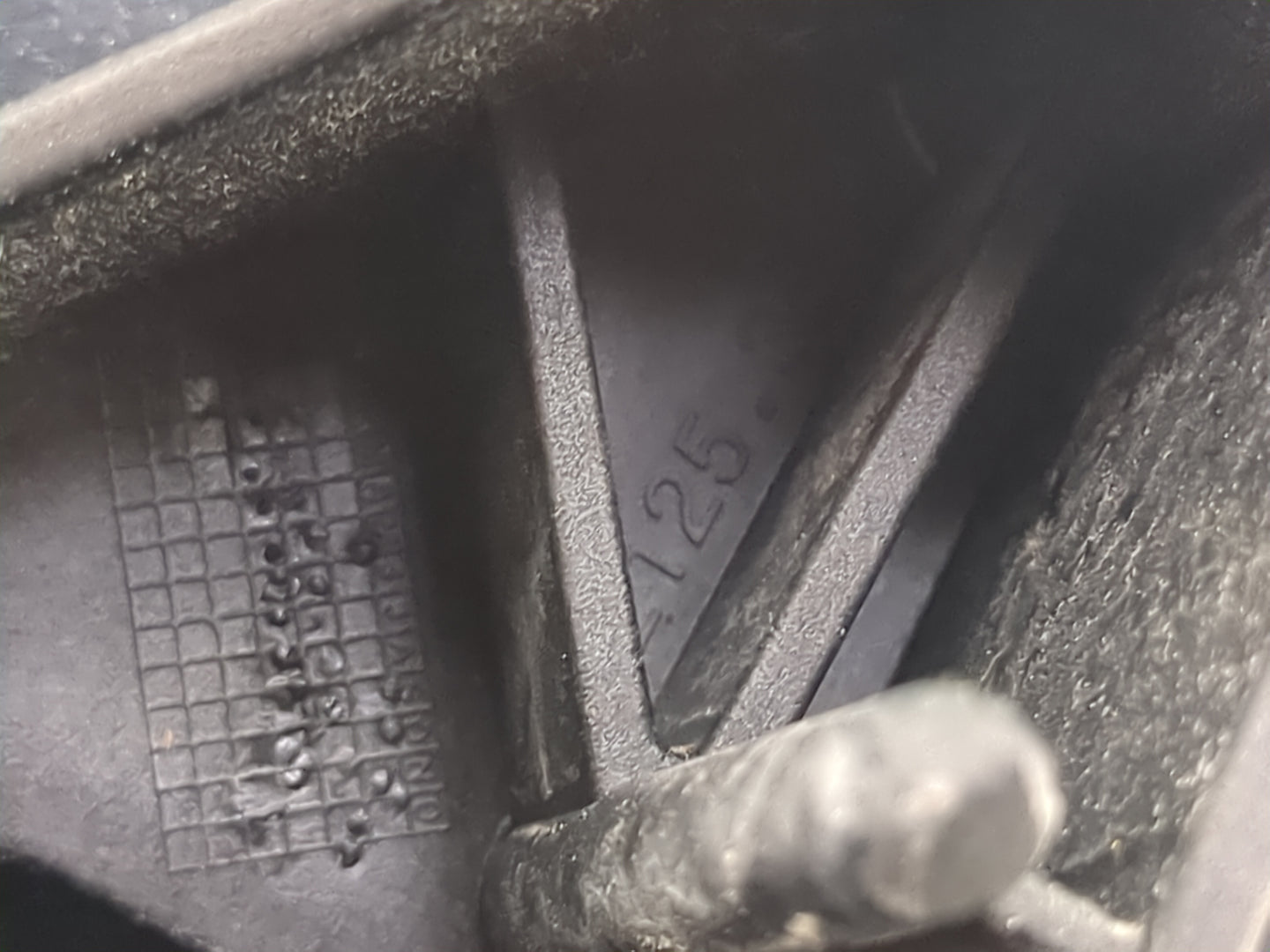 2017-2019 Gmc Acadia Passenger Side View Mirror - Right Door Mirror OEM Used - Oemusedautoparts1.com