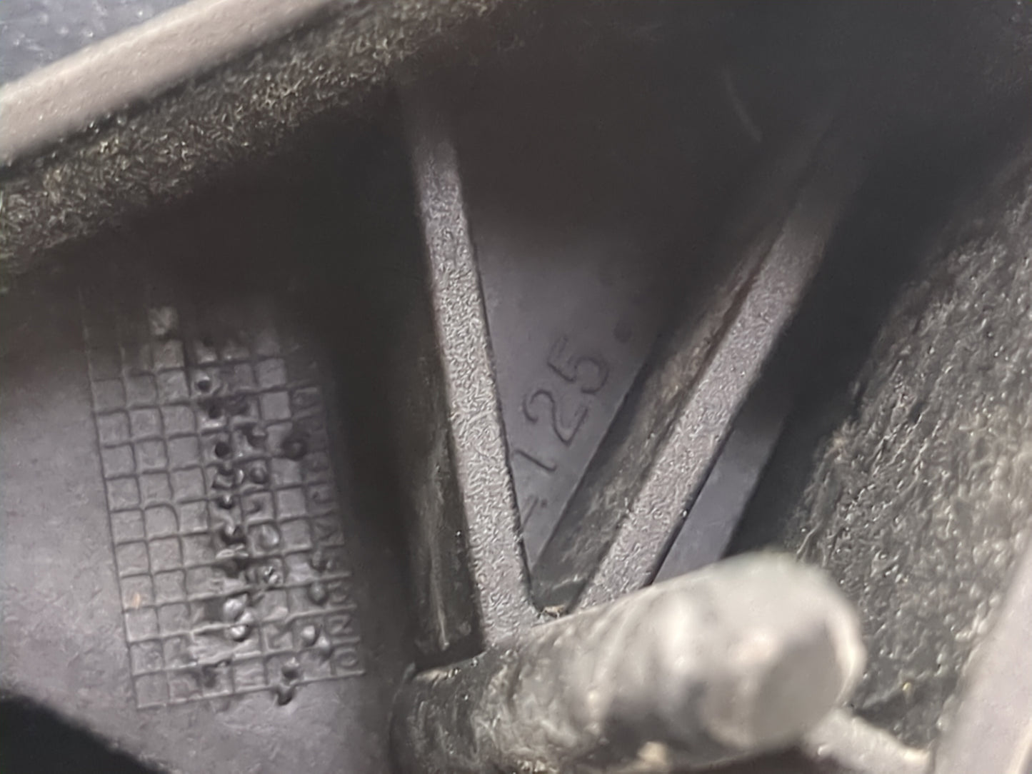 2017-2019 Gmc Acadia Passenger Side View Mirror - Right Door Mirror OEM Used - Oemusedautoparts1.com