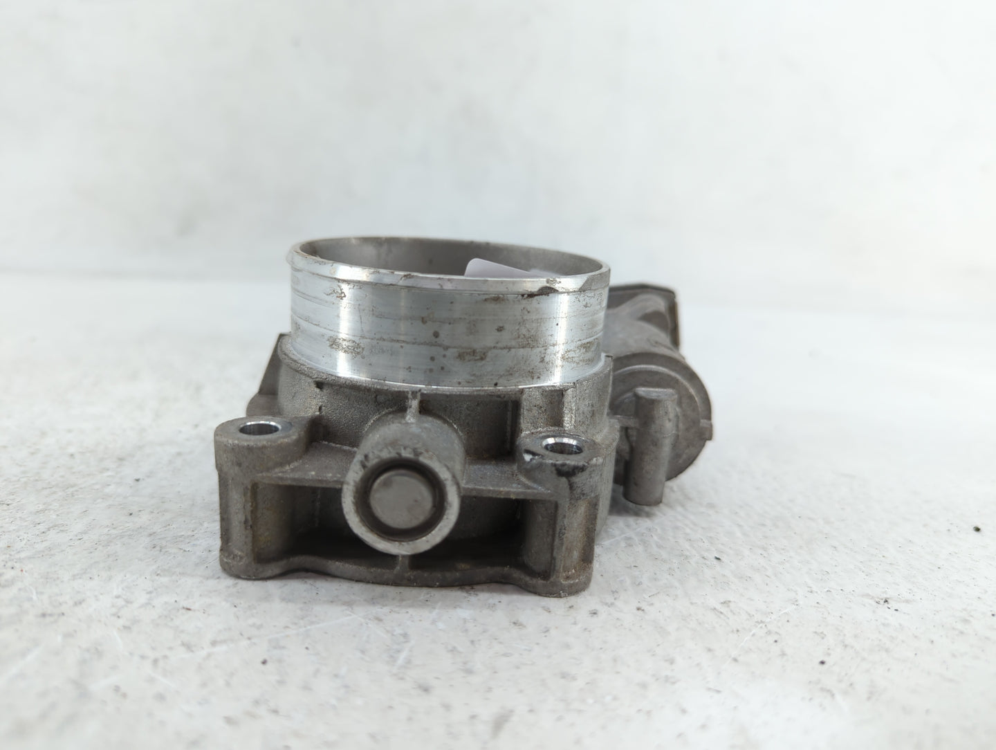 2017-2018 Gmc Acadia Throttle Body P/N:12676296AA 12671014, 12648414, 1267 1014 Fits Fits 2016 2017 2018 2019 OEM Used Auto 