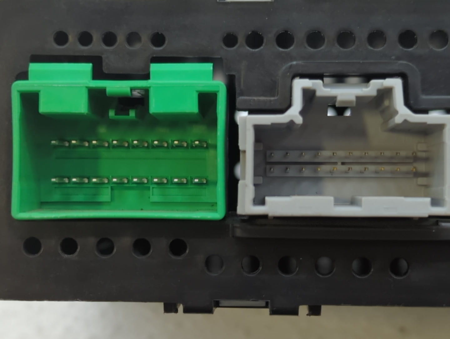 2018-2019 Gmc Acadia Am Fm Cd Player Radio Receiver - Oemusedautoparts1.com