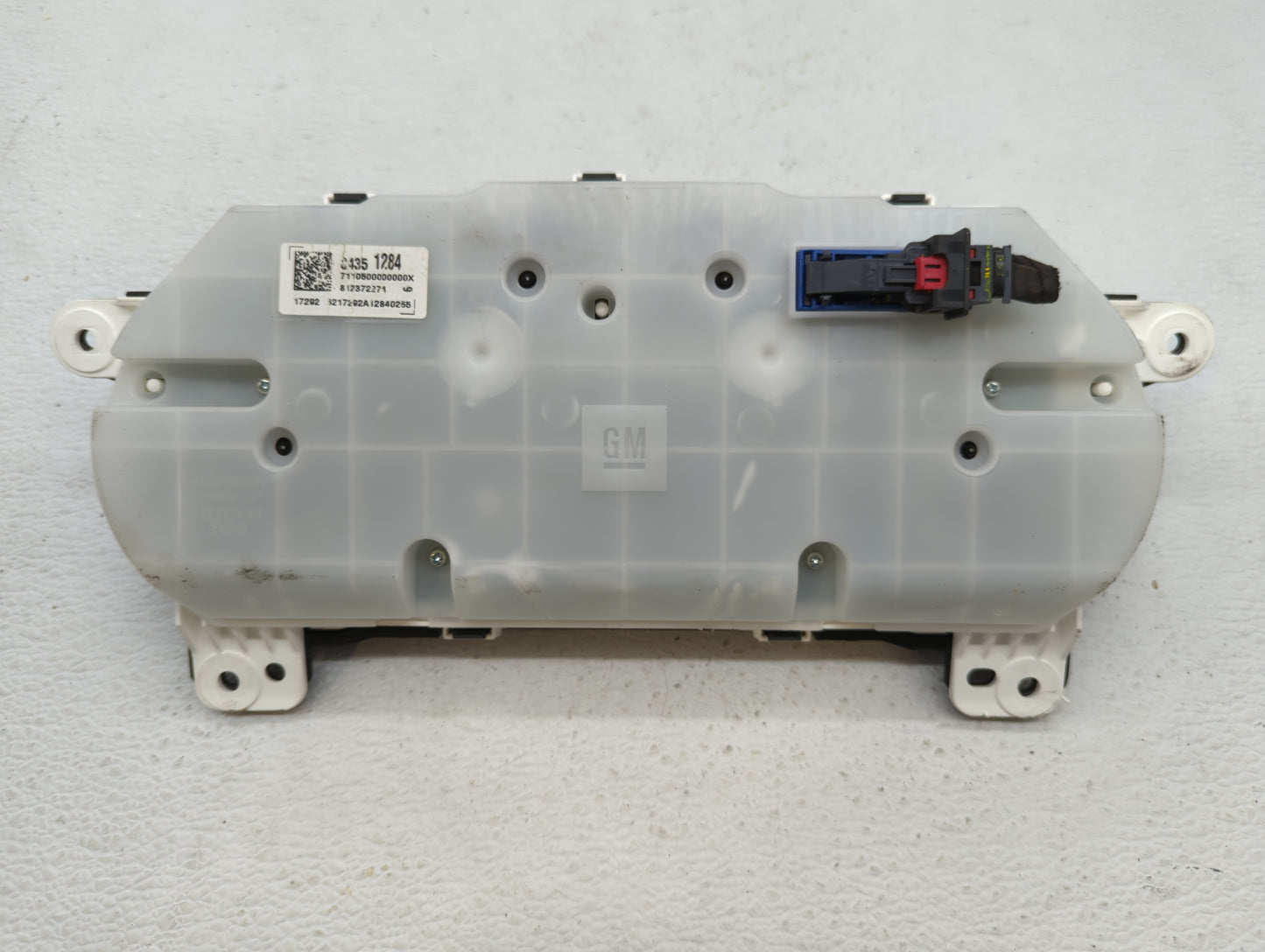 2018 Gmc Acadia Instrument Cluster Speedometer Gauges P/N:84351284 Fits OEM Used Auto Parts - Oemusedautoparts1.com