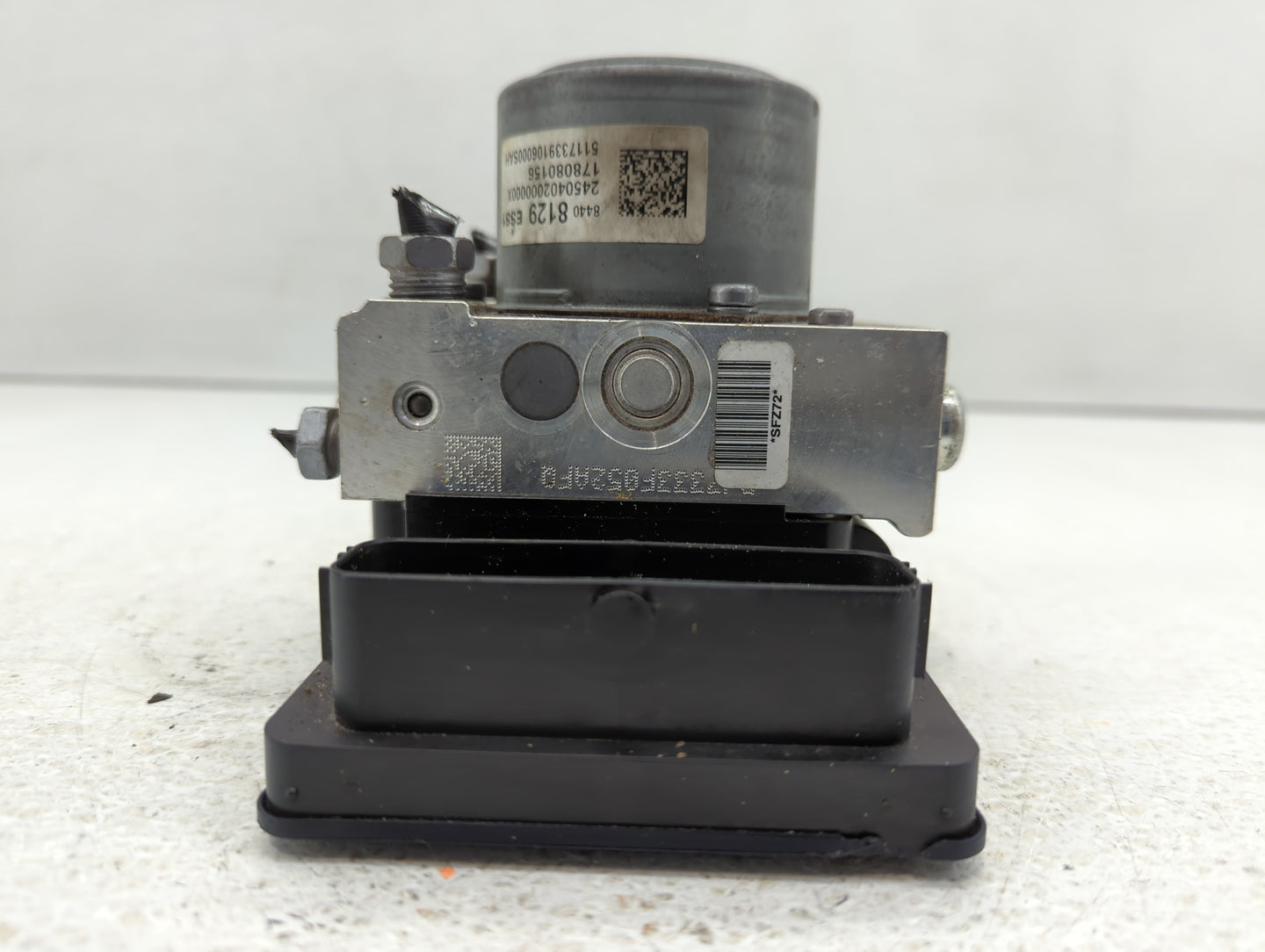 2018 Gmc Acadia ABS Pump Control Module Replacement P/N:84408129 84343141 Fits Fits 2019 2020 OEM Used Auto Parts - Oemuseda