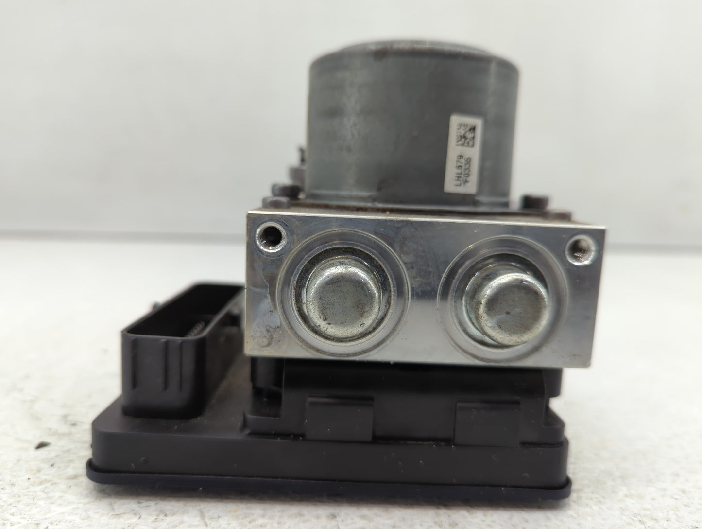 2018 Gmc Acadia ABS Pump Control Module Replacement P/N:84408129 84343141 Fits Fits 2019 2020 OEM Used Auto Parts - Oemuseda