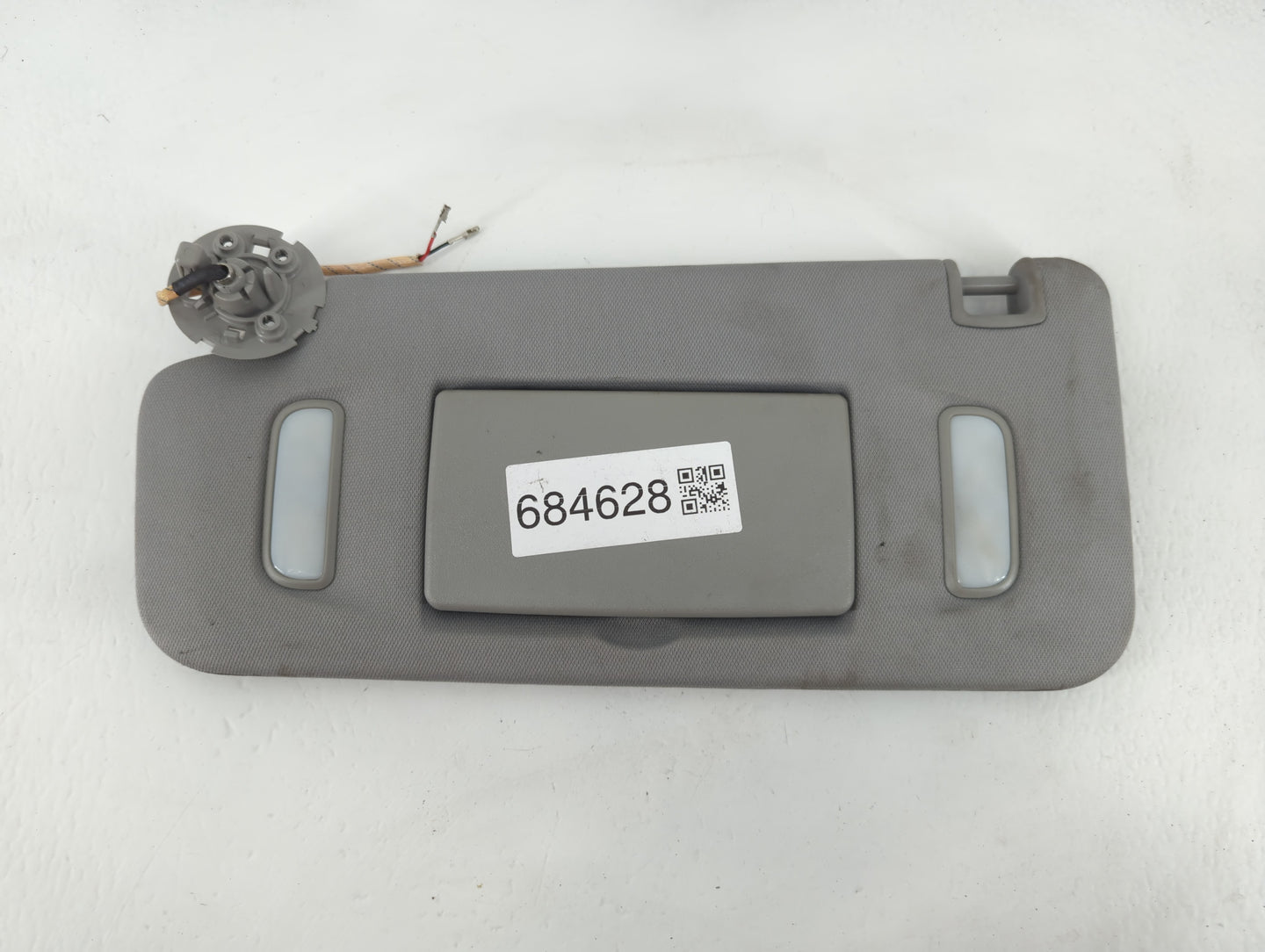 2017-2019 Gmc Acadia Sun Visor Shade Replacement Driver Left Mirror Fits Fits 2017 2018 2019 OEM Used Auto Parts - Oemusedau