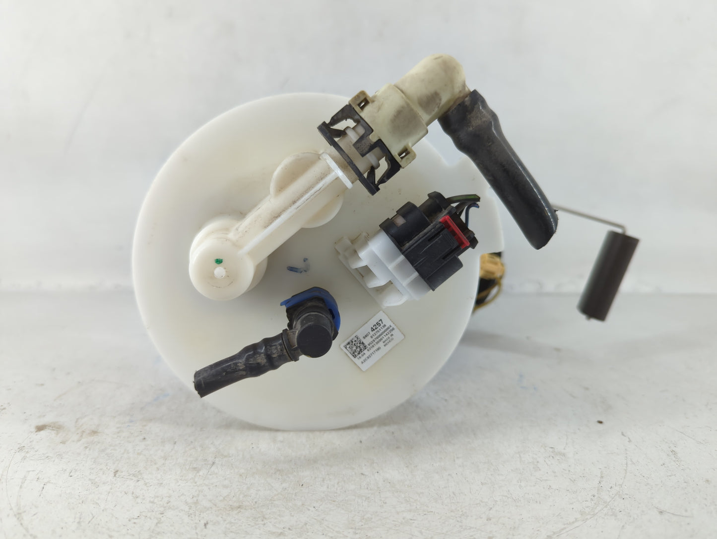 2017-2019 Gmc Acadia Electrical Gas Fuel Pump Assembly - Oemusedautoparts1.com