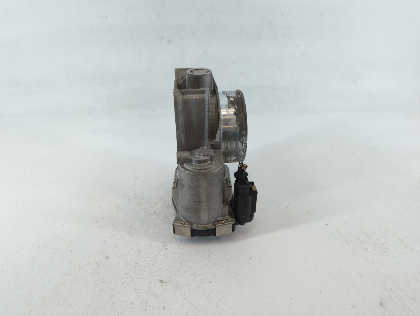 2017-2021 Gmc Acadia Throttle Body P/N:12670839AA Fits Fits 2016 2017 2018 2019 2020 2021 2022 OEM Used Auto Parts - Oemused