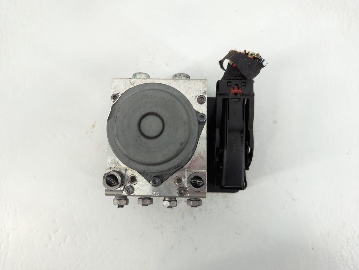 2018 Gmc Acadia ABS Pump Control Module Replacement P/N:84408129 Fits Fits 2019 2020 OEM Used Auto Parts - Oemusedautoparts1