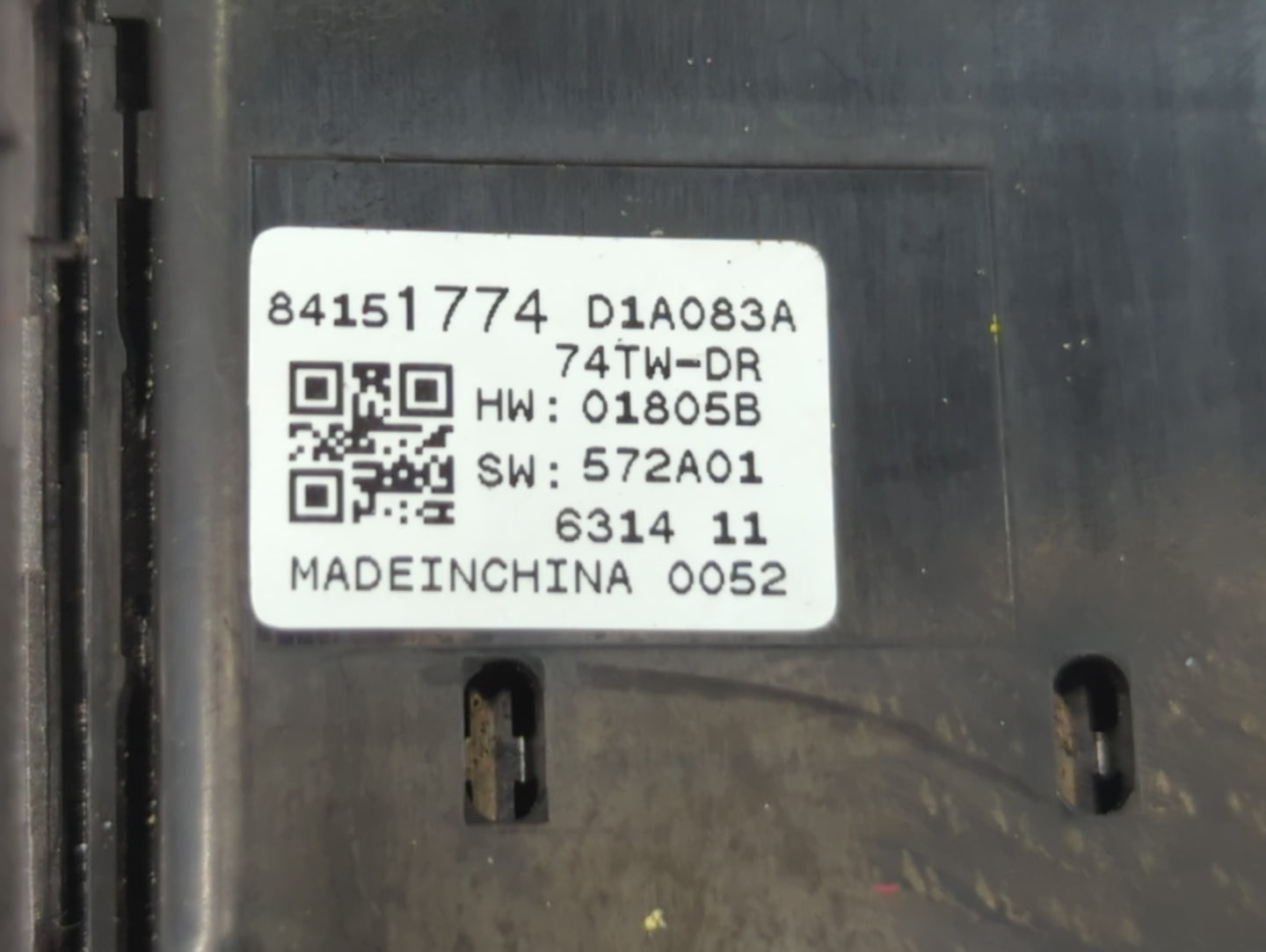 2018-2019 Gmc Acadia Master Power Window Switch Replacement Driver Side Left P/N:84151774 Fits OEM Used Auto Parts - Oemused