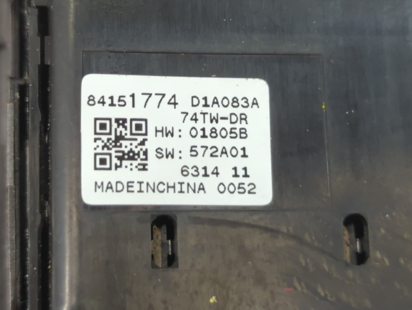 2018-2019 Gmc Acadia Master Power Window Switch Replacement Driver Side Left P/N:84151774 Fits OEM Used Auto Parts - Oemused