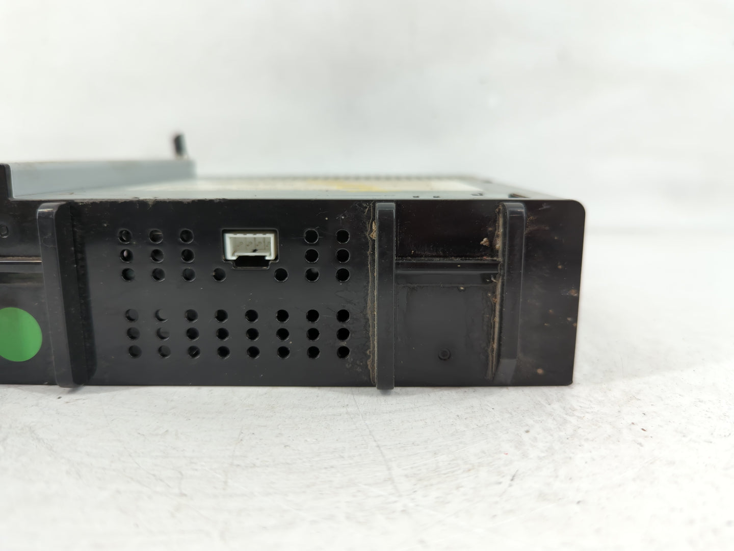 2018-2019 Gmc Canyon Radio AM FM Cd Player Receiver Replacement P/N:42554558 Fits Fits 2017 2018 2019 OEM Used Auto Parts - 
