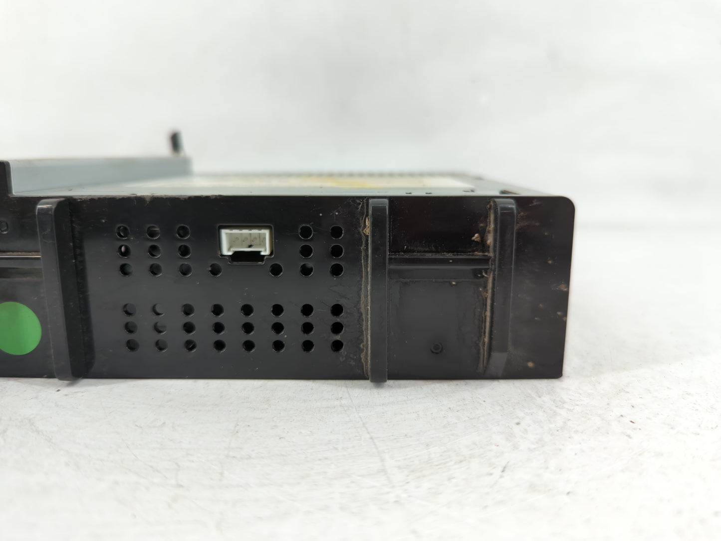 2018-2019 Gmc Canyon Radio AM FM Cd Player Receiver Replacement P/N:42554558 Fits Fits 2017 2018 2019 OEM Used Auto Parts - 